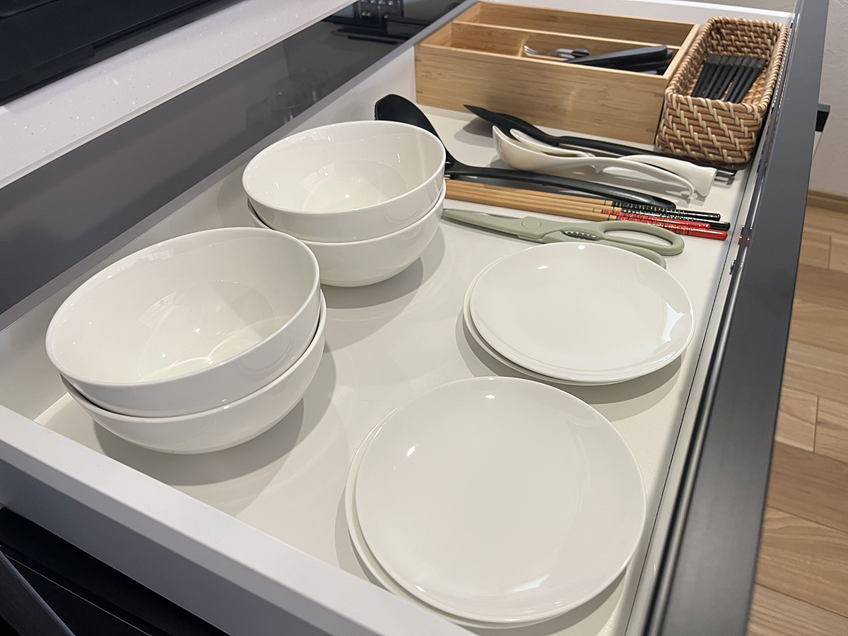 tableware
