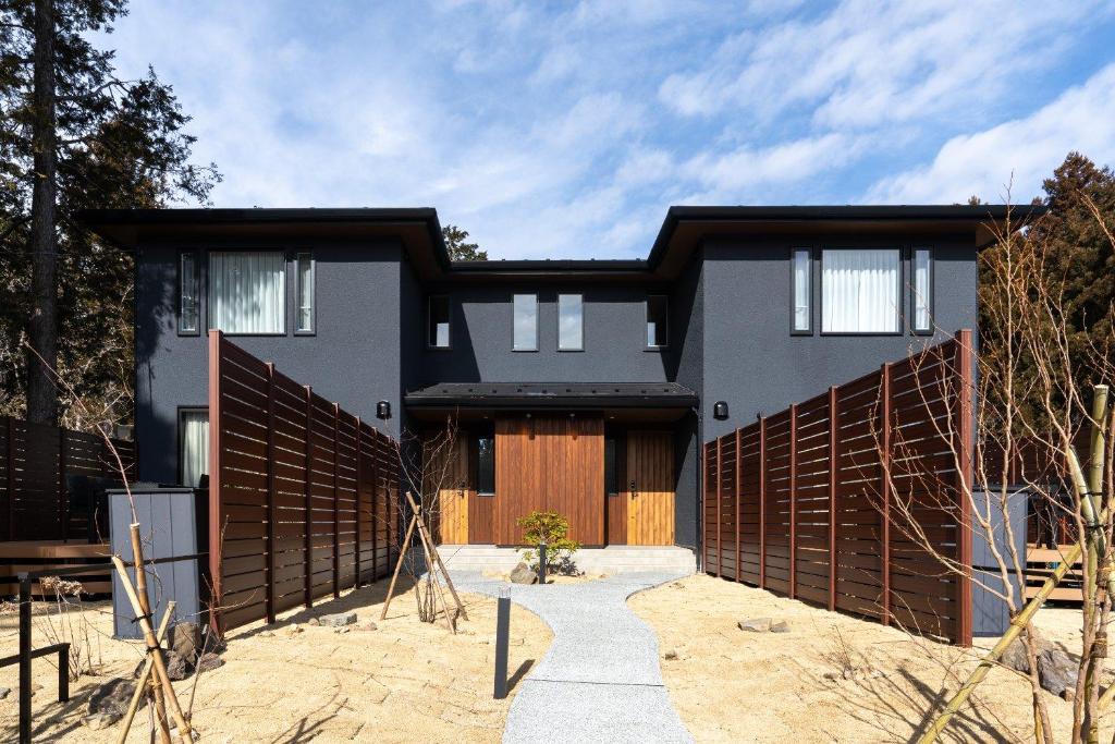 RERESO MOTOHAKONE（リリゾ元箱根）外観