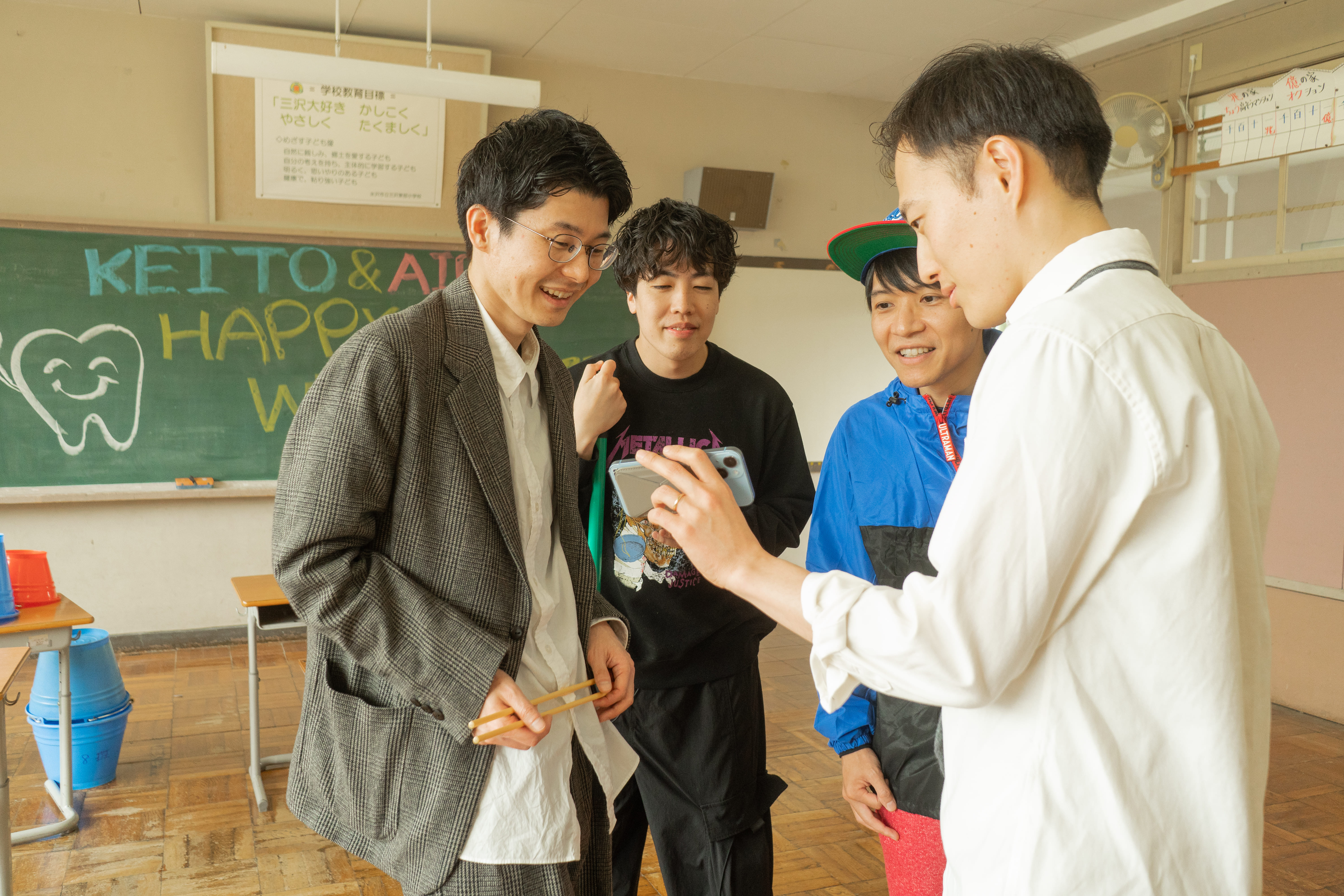 黒板の前で、家族や仲間と思い出に残る一枚を。