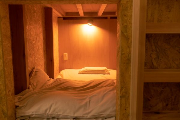 【寝室】秘密基地みたいなベッドであの頃の夢を見よう。