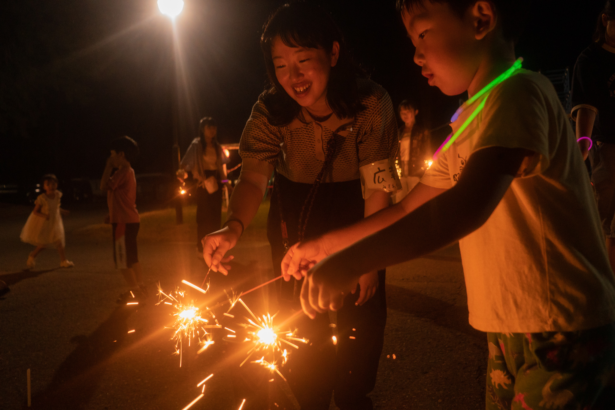 施設で販売している手持ち花火は使用OK！