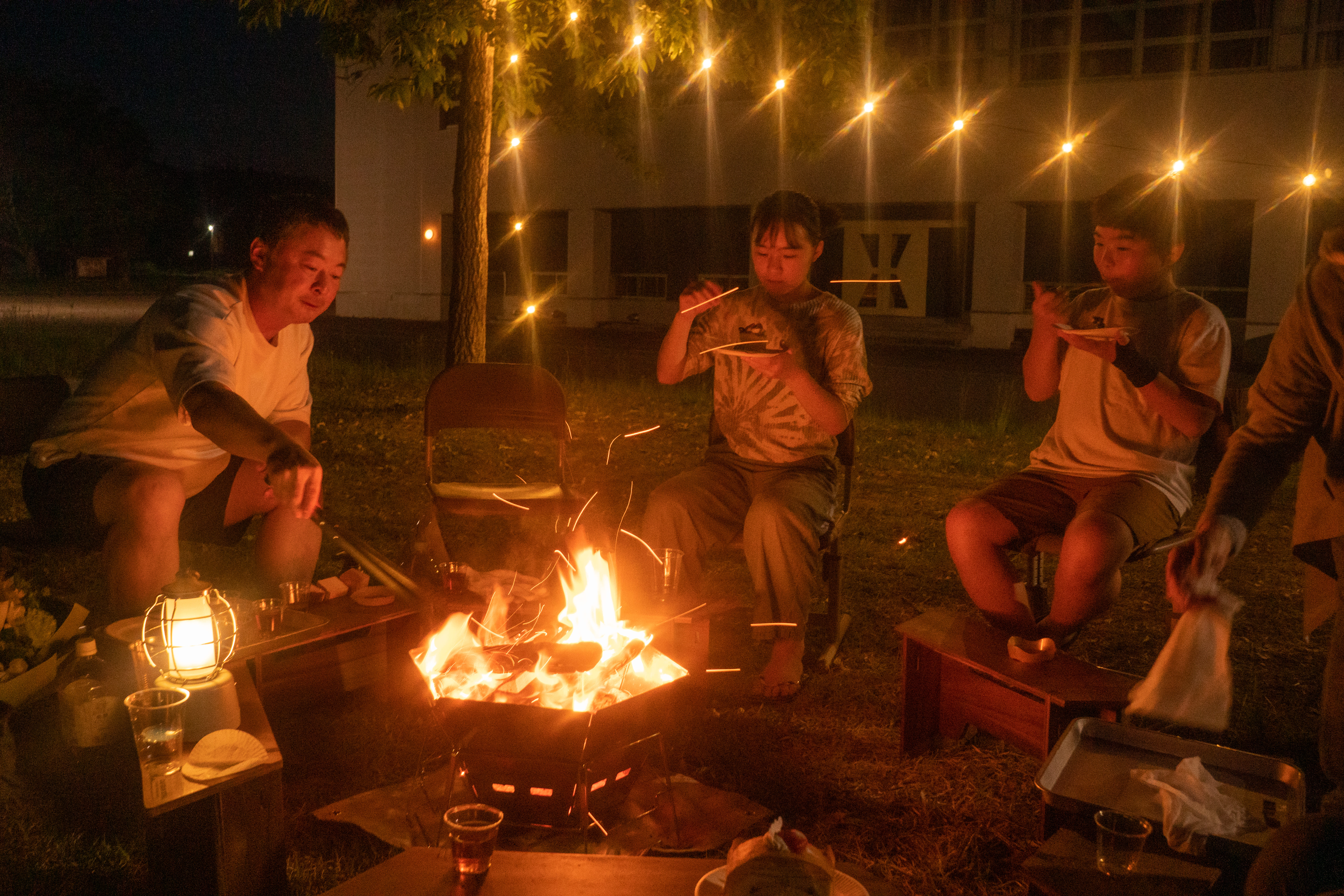 【BBQ】食べ終わったら、家族で焚き火体験。