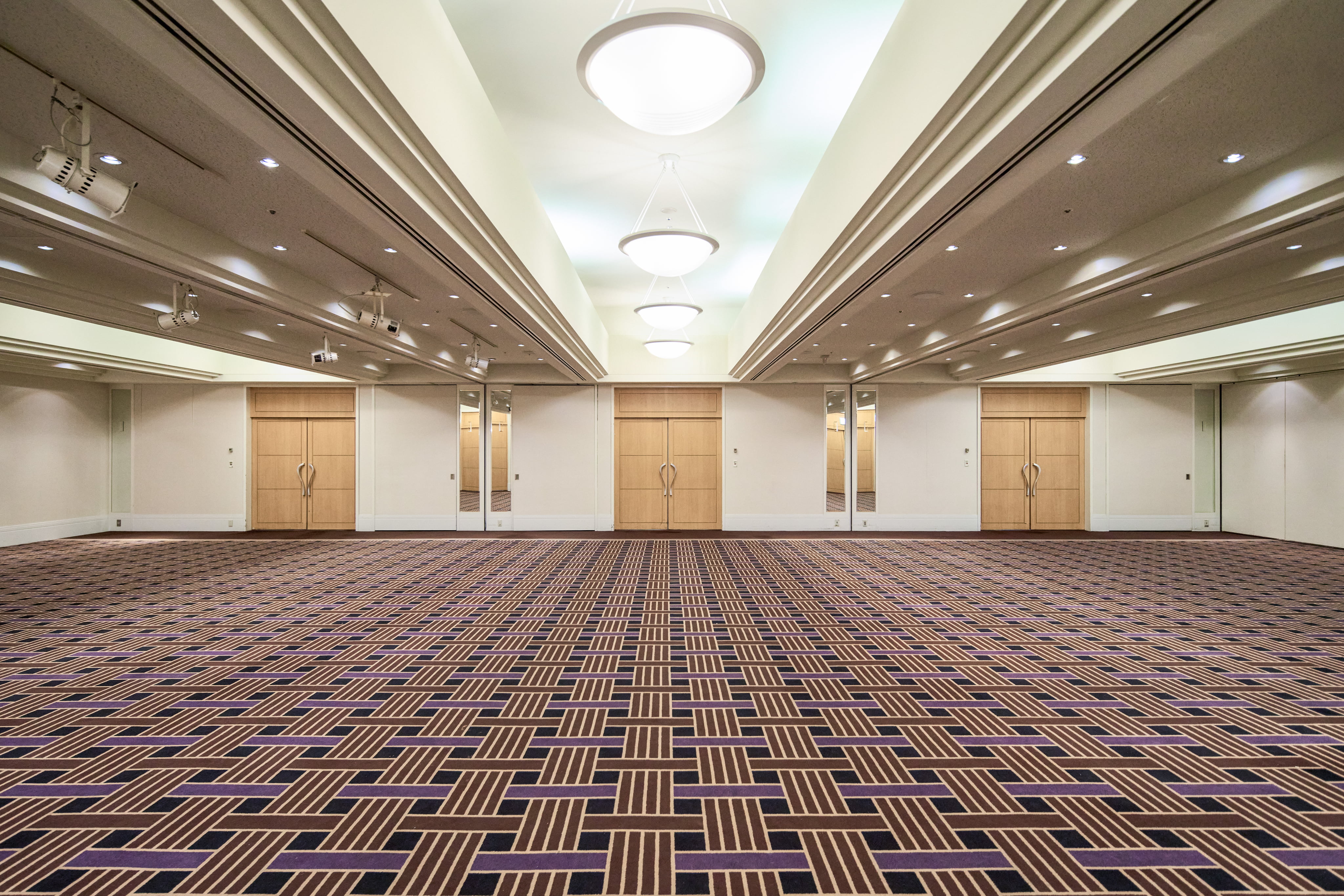 【宴会場｢浦と和 URATOWA｣】