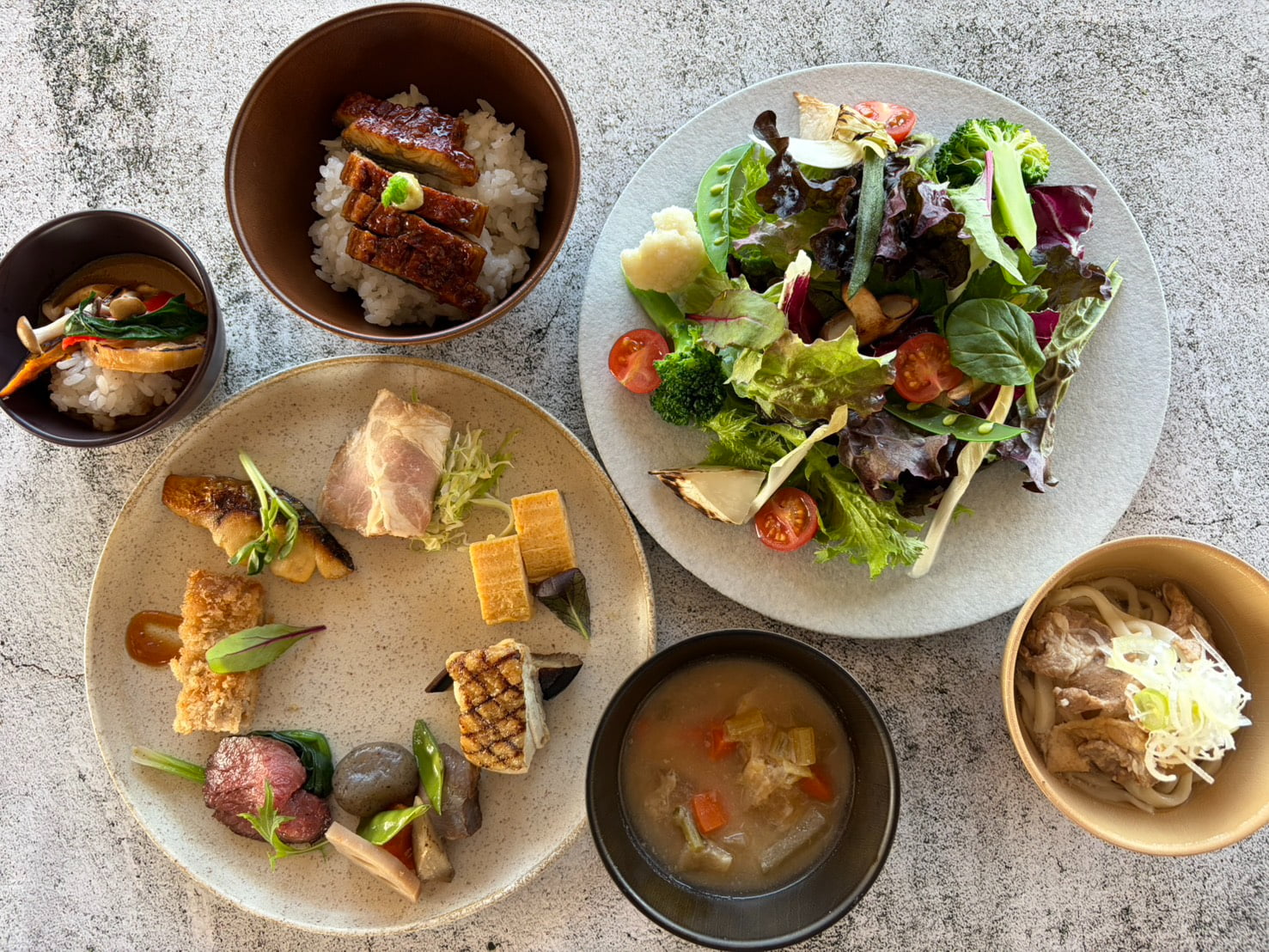 【朝食ビュッフェ】