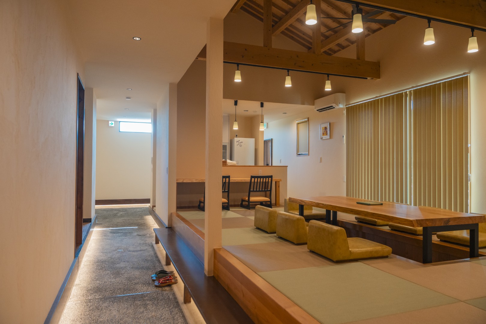 リビングダイニング