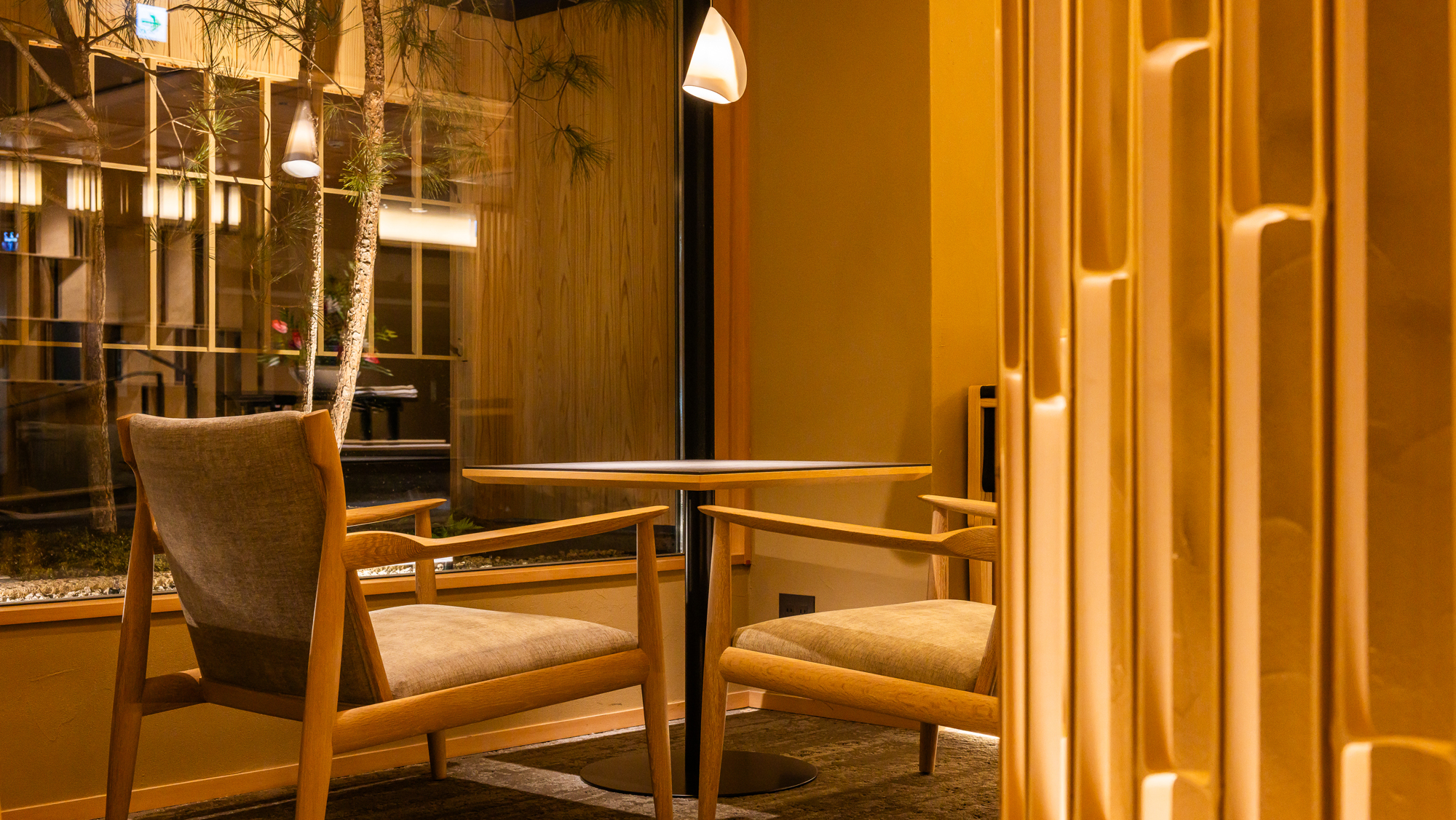 ロビーラウンジ