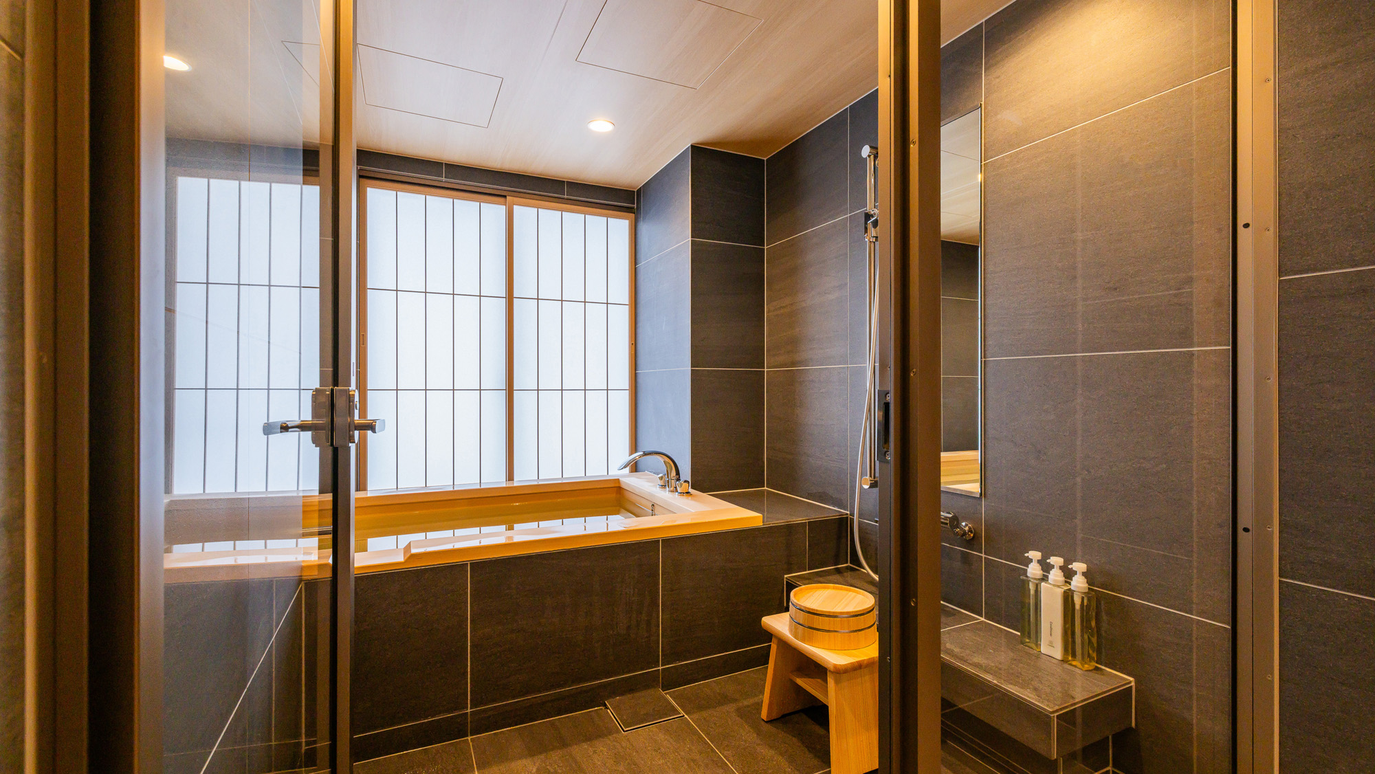  ペントハウススイートルーム