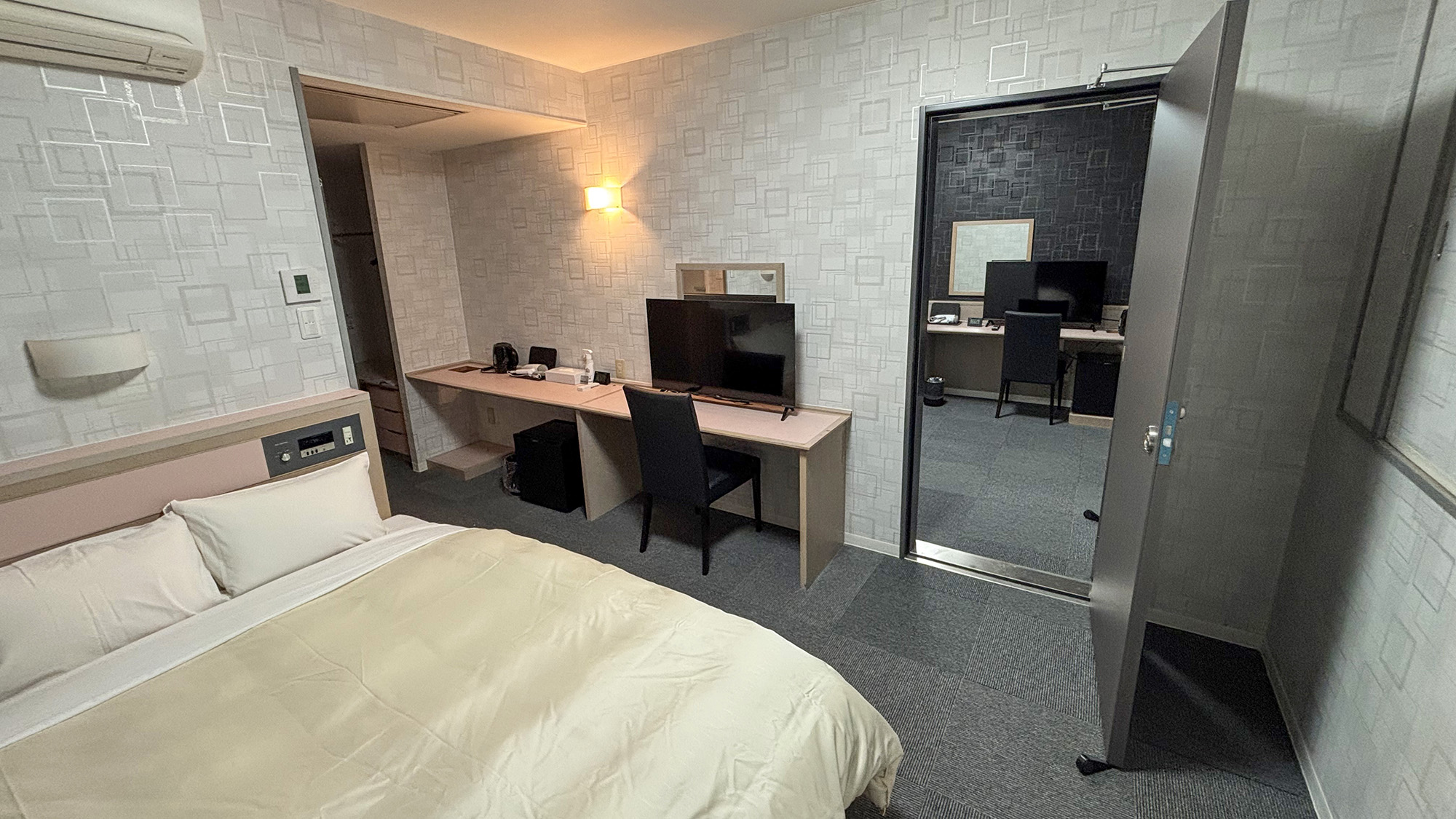 ダブル　コネクティングルーム（２）