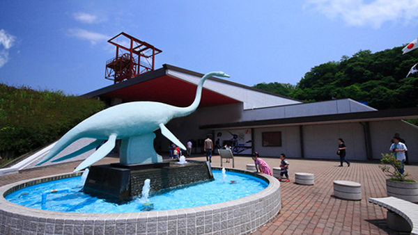 周辺観光　いわき市石炭化石館