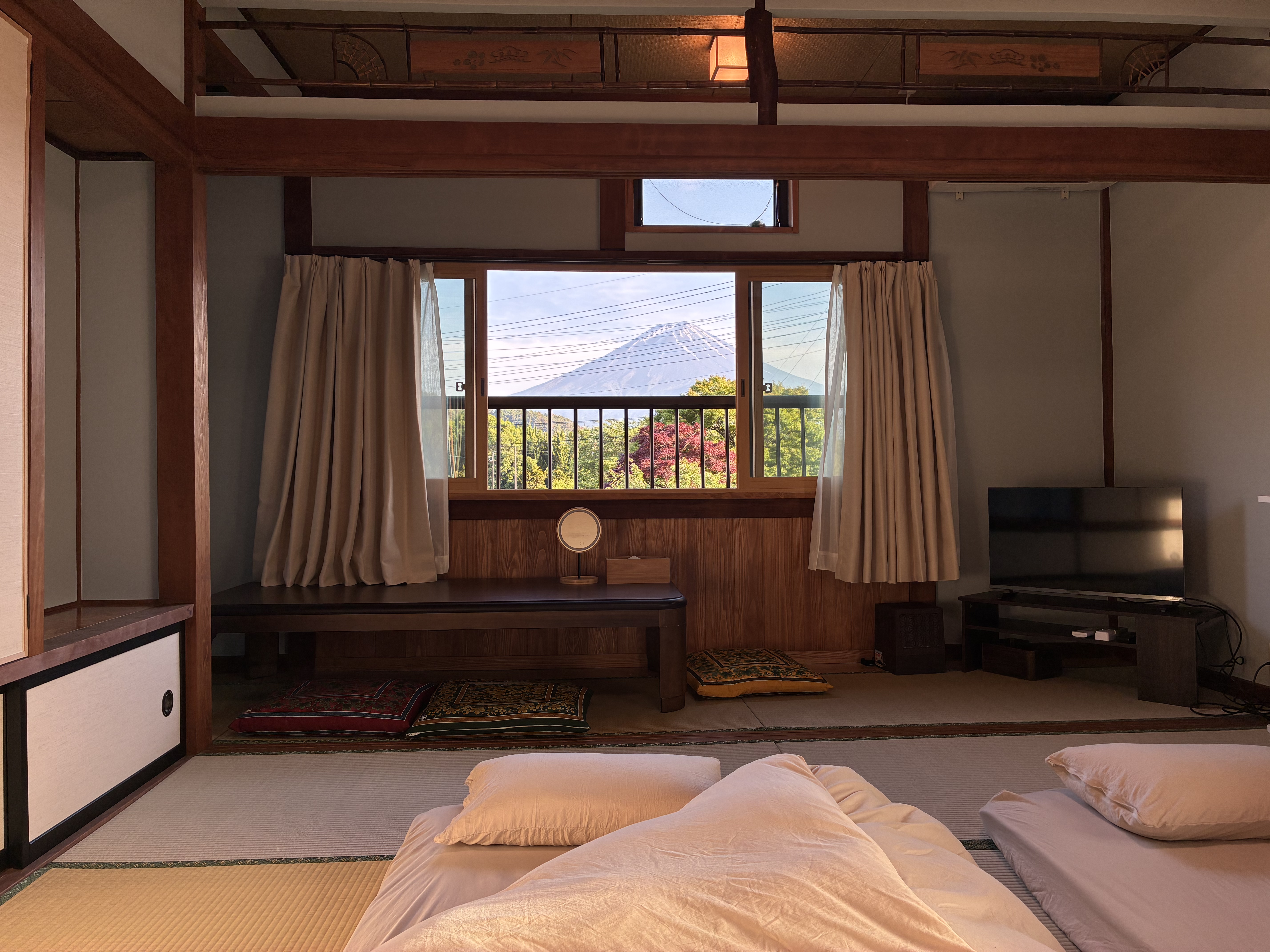 かにと和牛 富士山亭（旧：河口湖 白滝旅館） - 写真 7