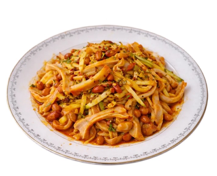 「豚耳の和え物」特製ダレで仕上げた、コリコリ食感（メニュー一例）