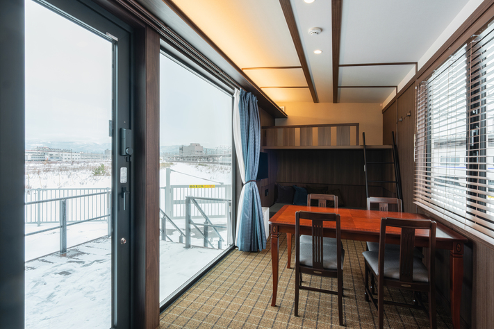 全室トレインビュー＆転車台ビュー/トレーラーハウスホテル