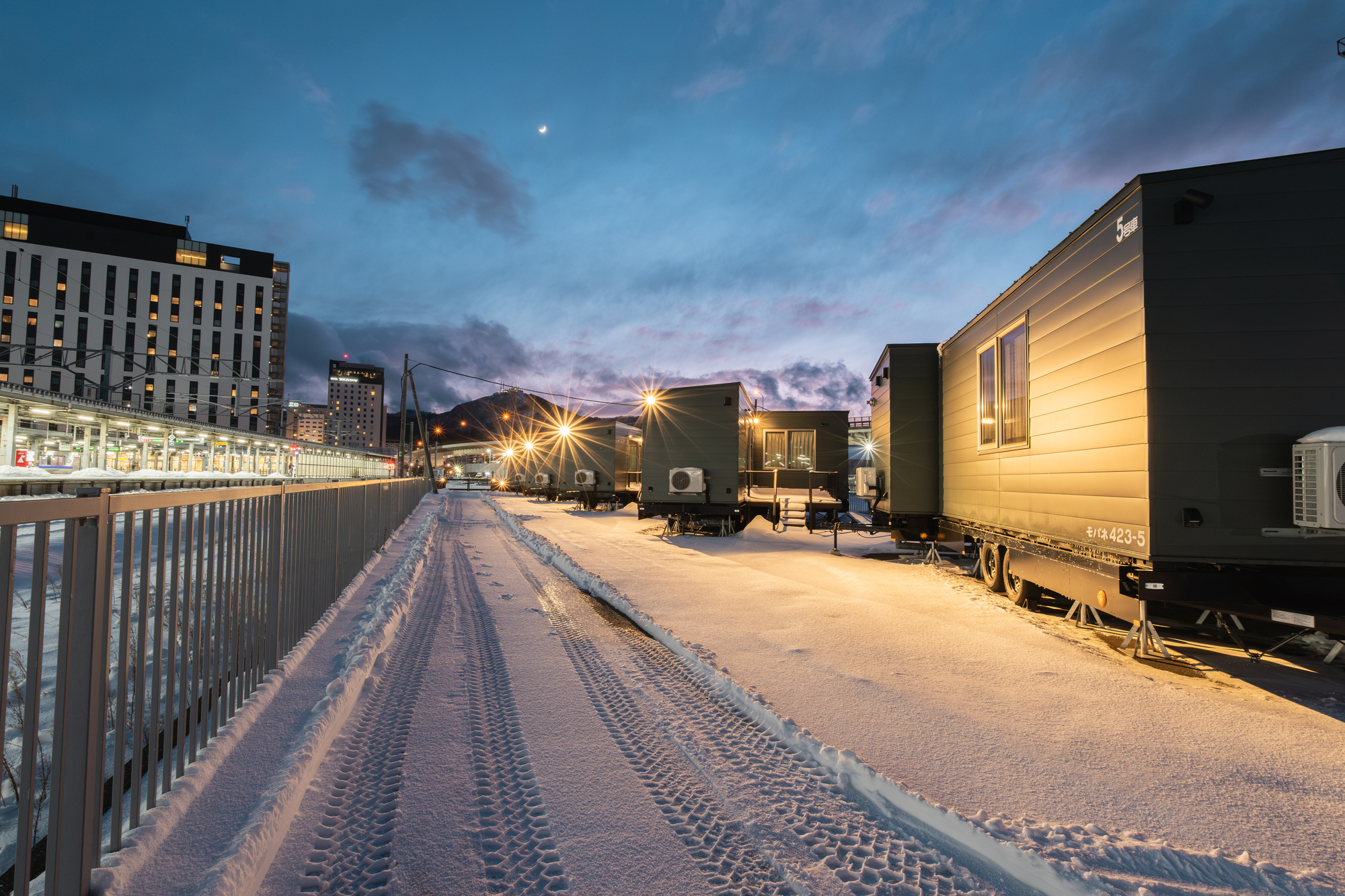各号車ごと独立しているので、隣のお部屋の物音などは気になりません