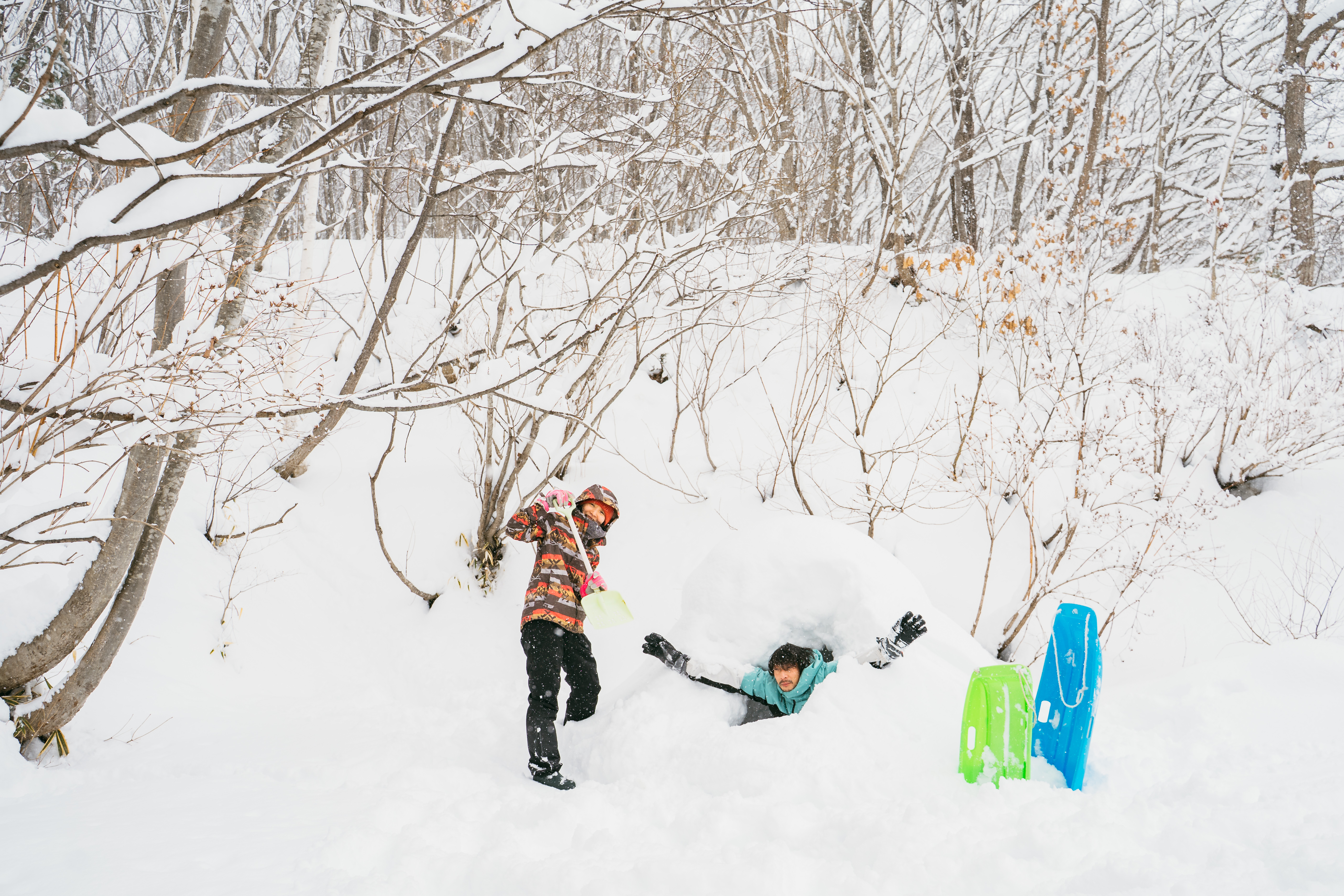 裏庭miniスノーパークで雪遊びデビュー！