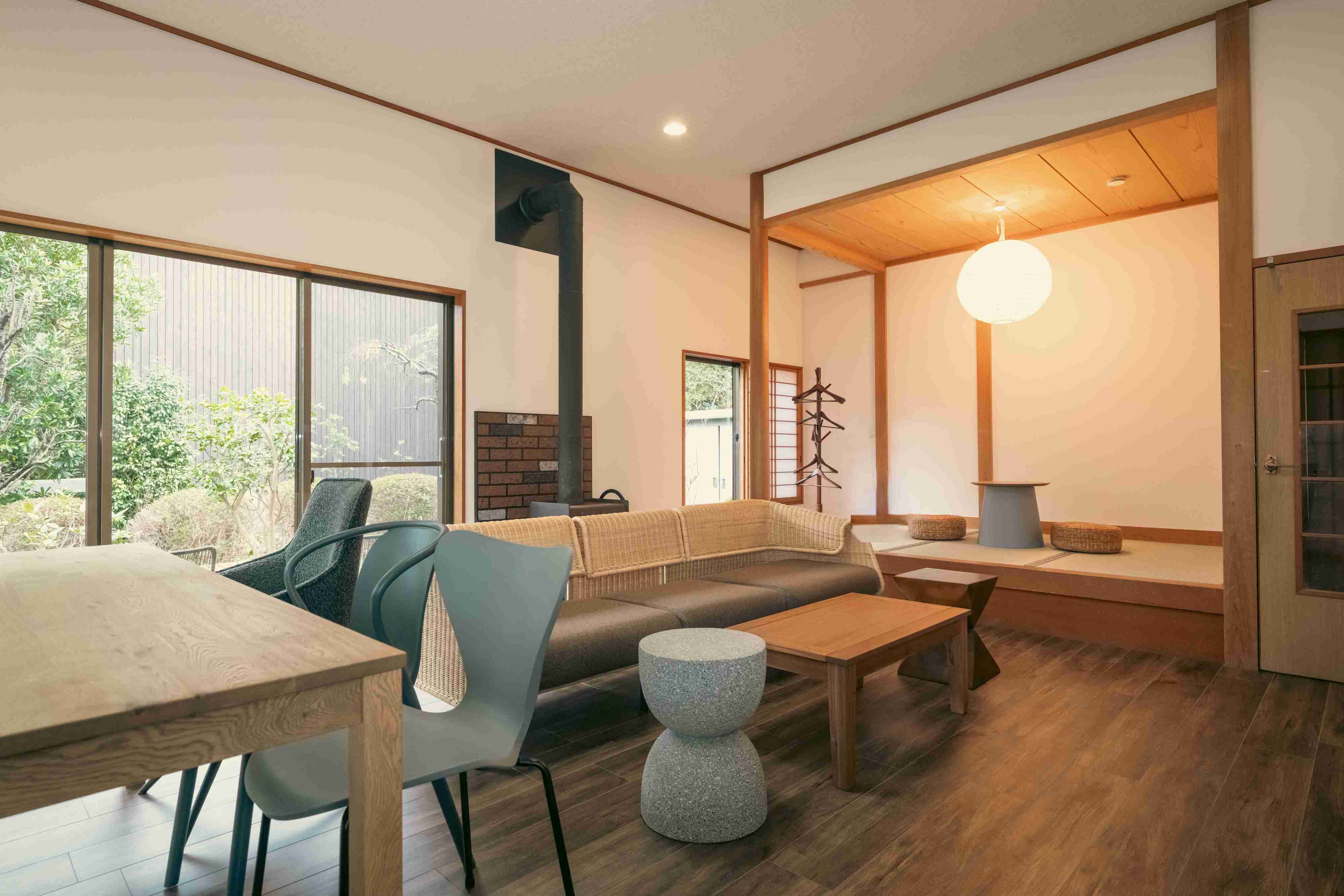 【新春SALE20％OFF】1日1組限定｜素泊まり｜BBQグリル無料｜広々テラス｜最大7名｜2寝室