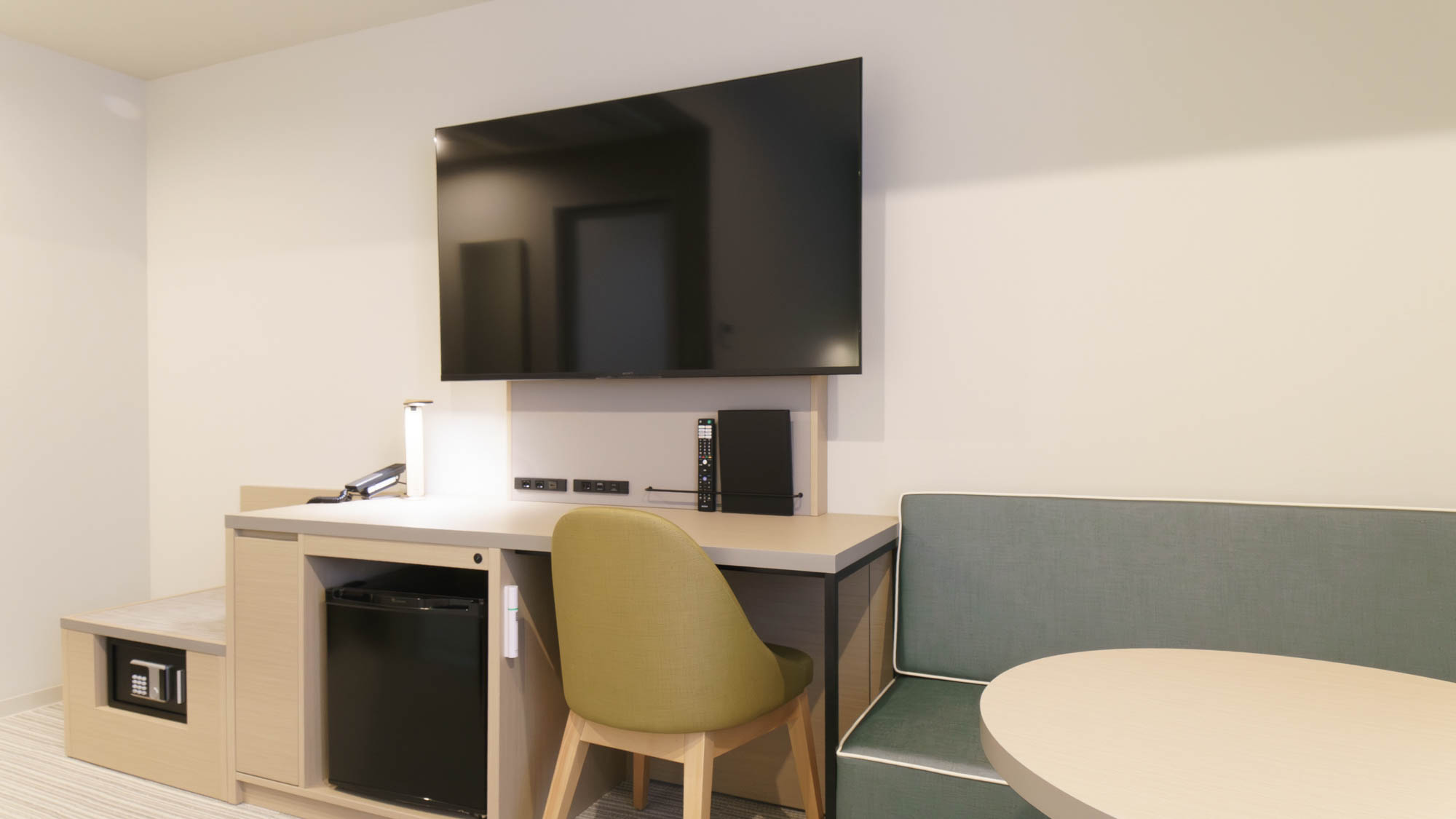 【ツインスタンダード】イメージ