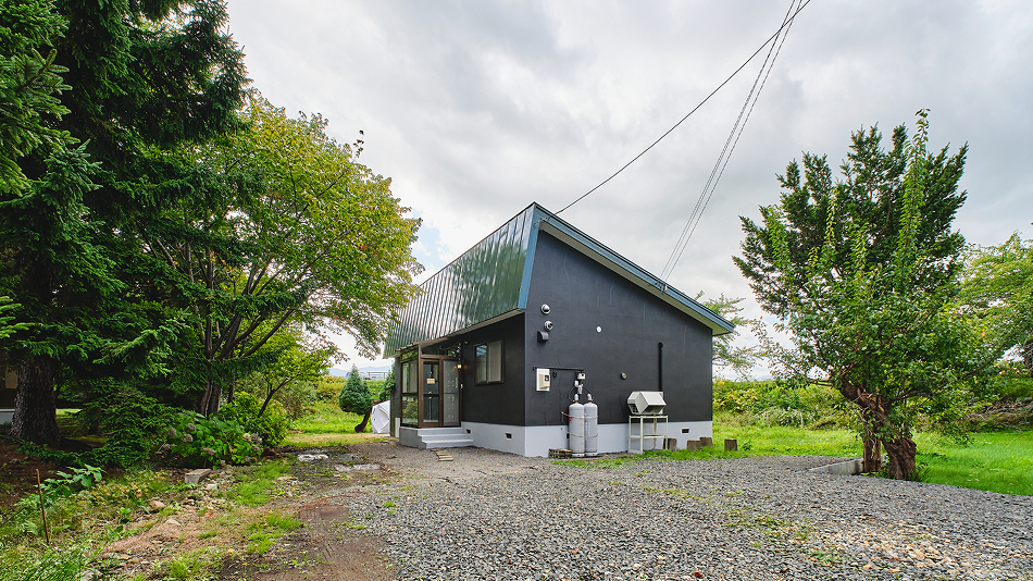 緑に囲まれた静かな土地です