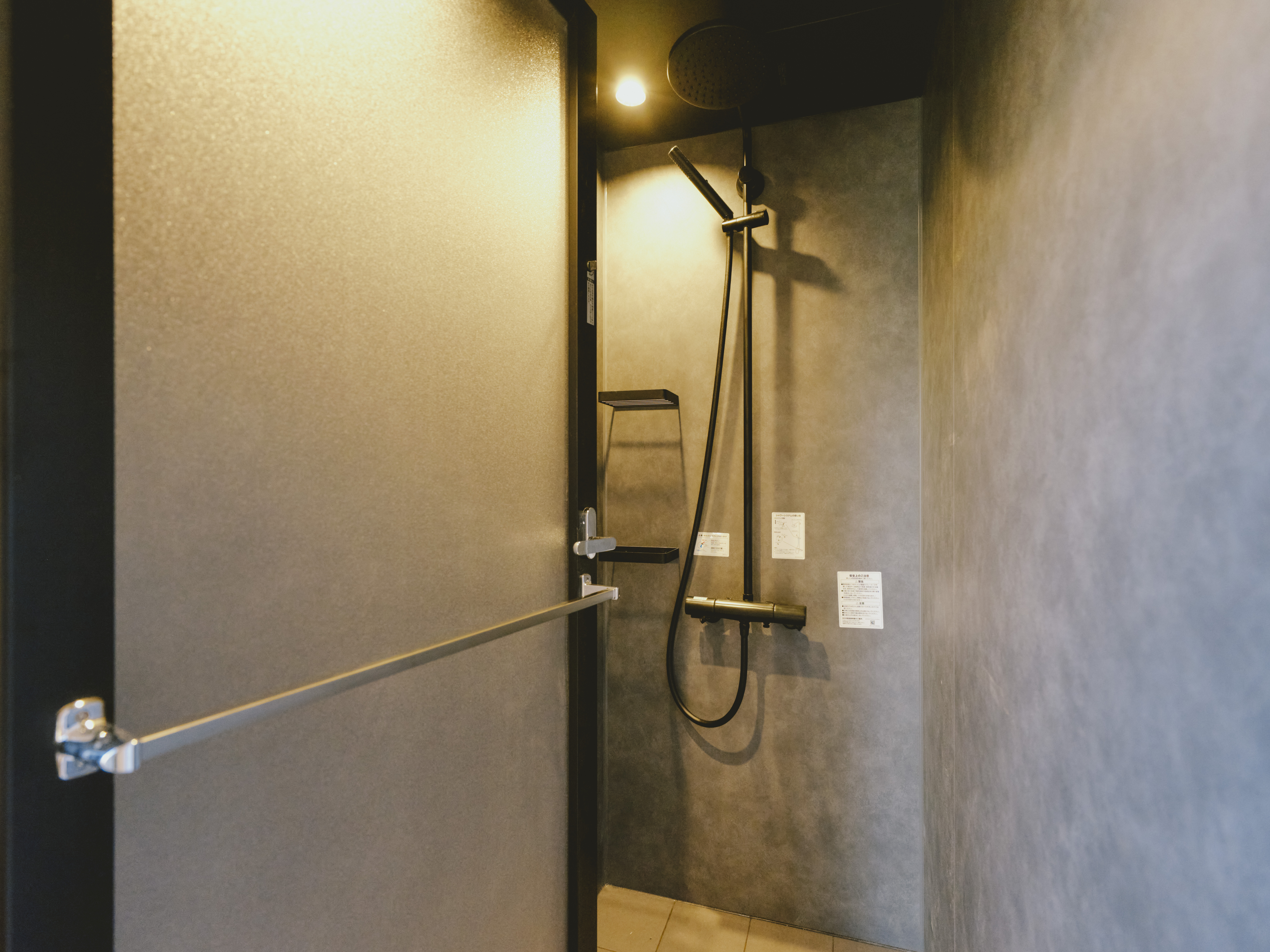 【Standard Villa】シャワーブース