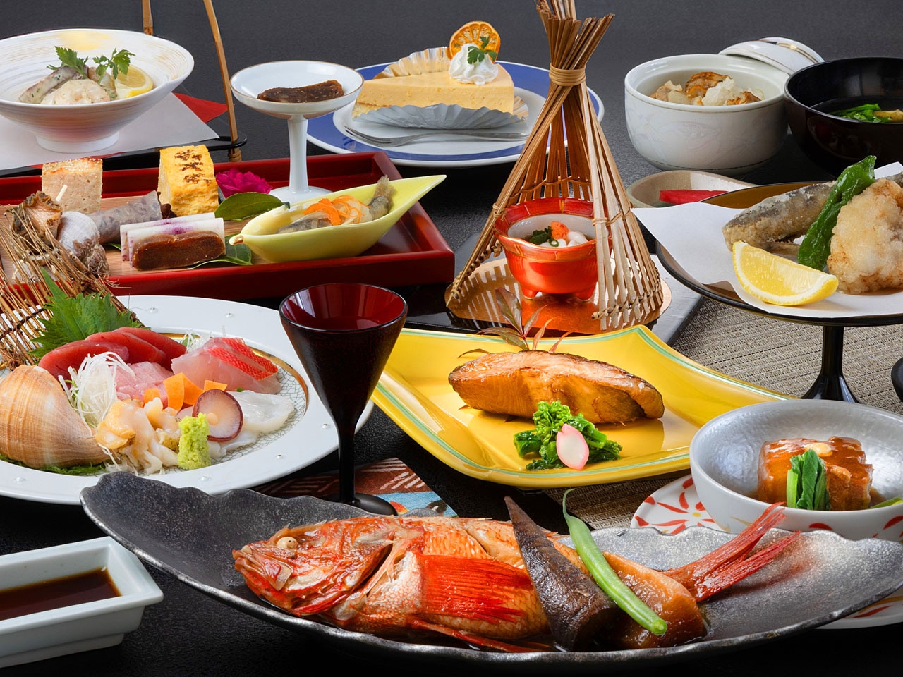 【お部屋出しまたは個室食】季節の海鮮懐石♪港近くの新鮮な味をお届けプラン【2食付き】