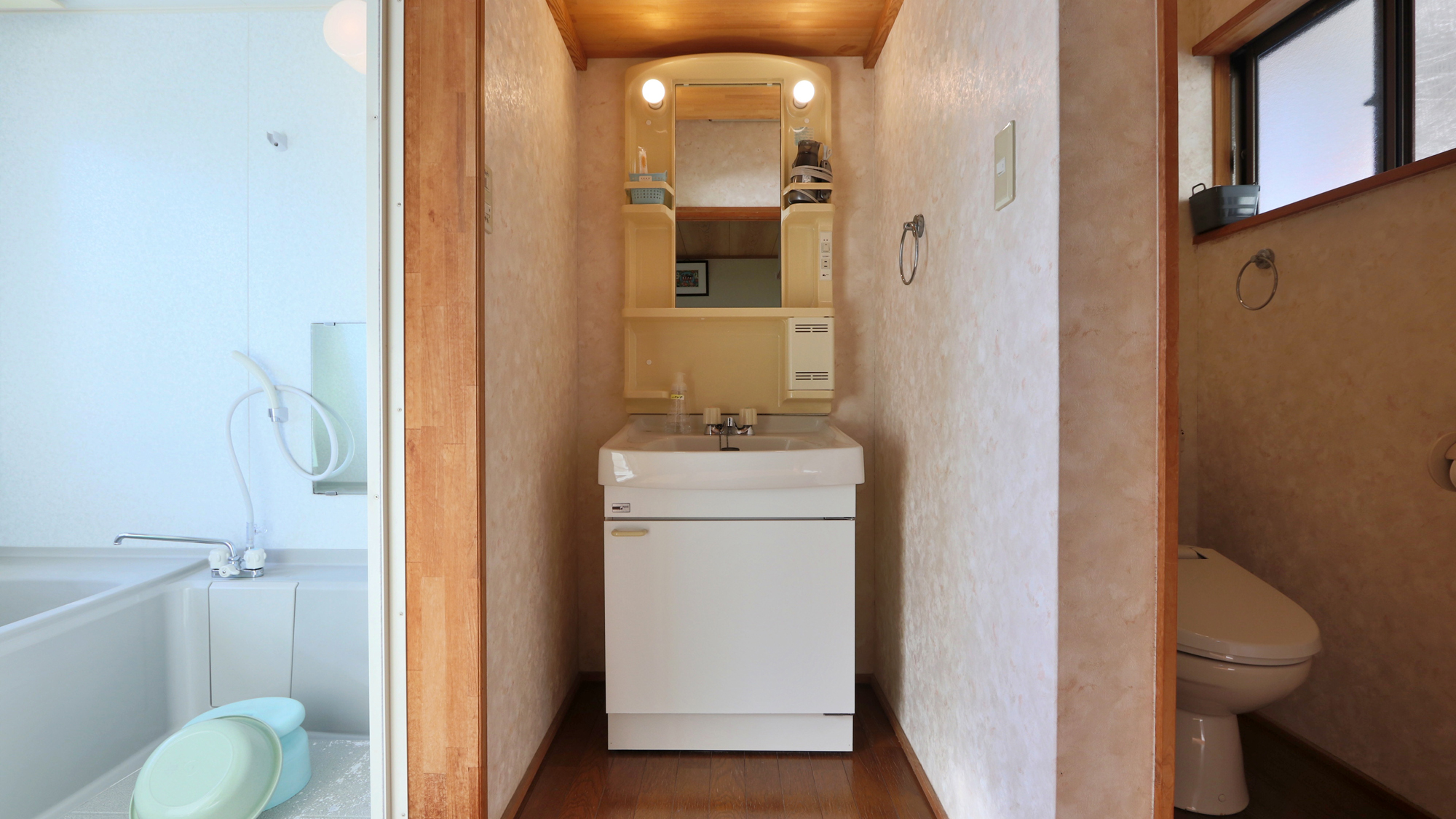 【客室】2Fコンパクト和室4.5畳 バス・トイレ付