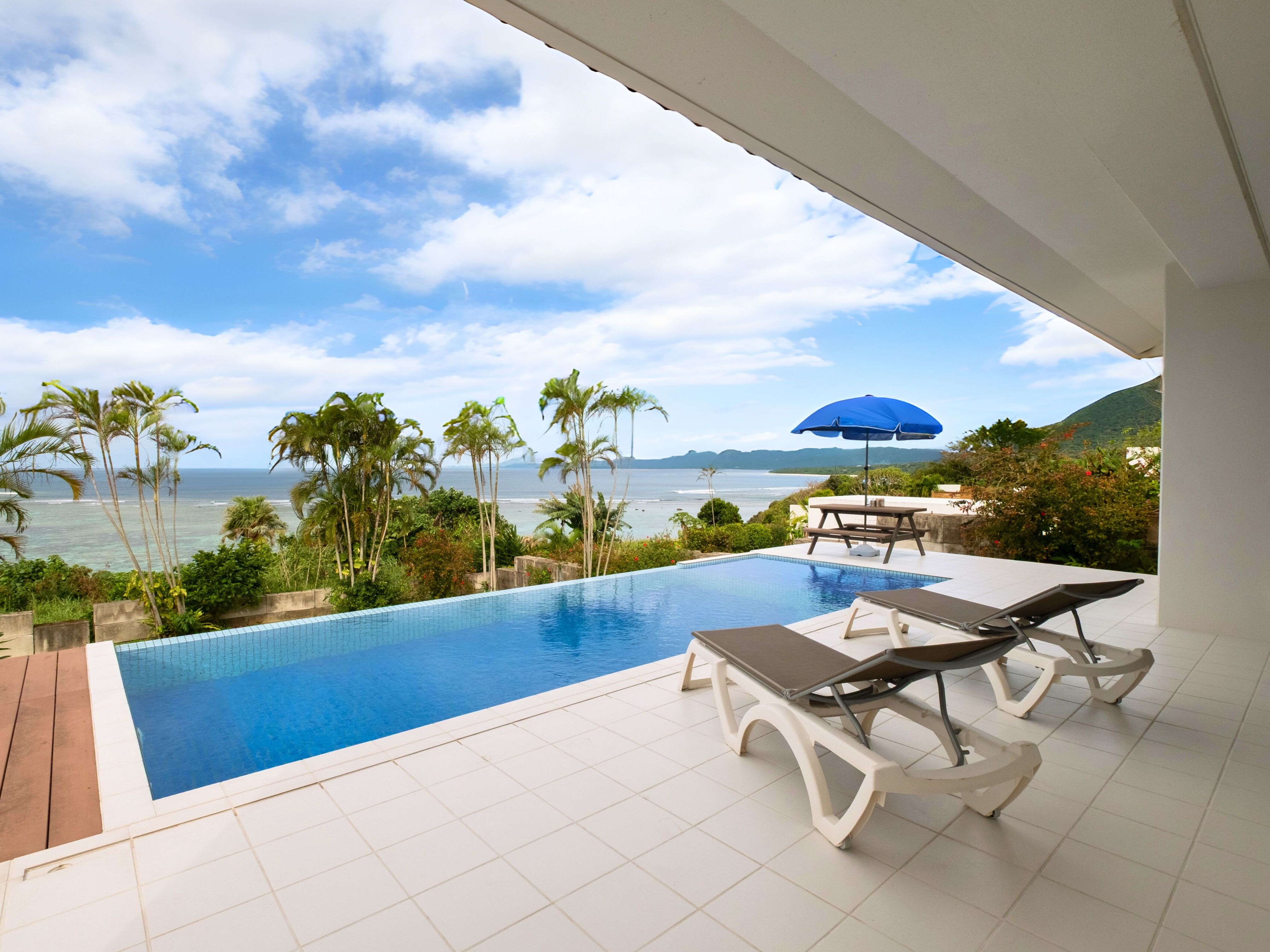 テラスから望むオーシャンビュー