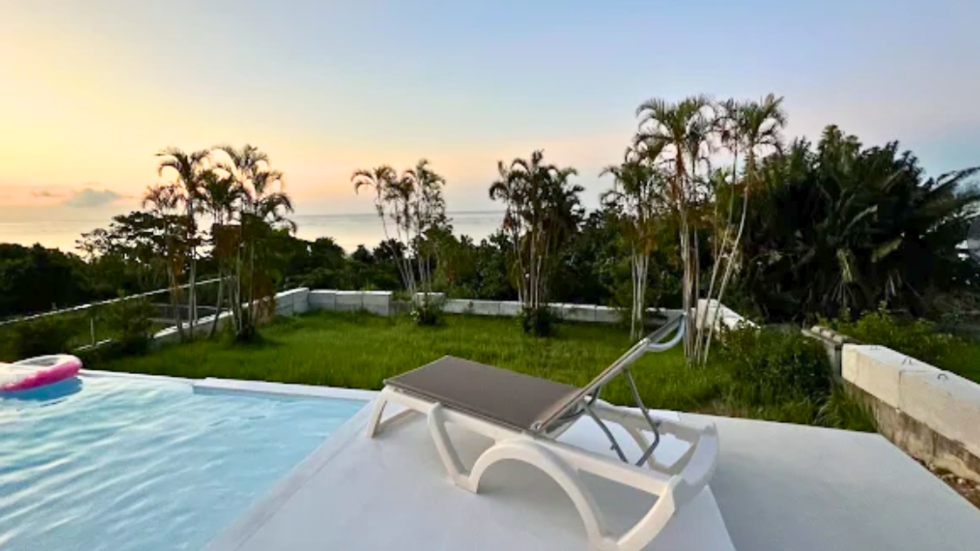 プライベートプール