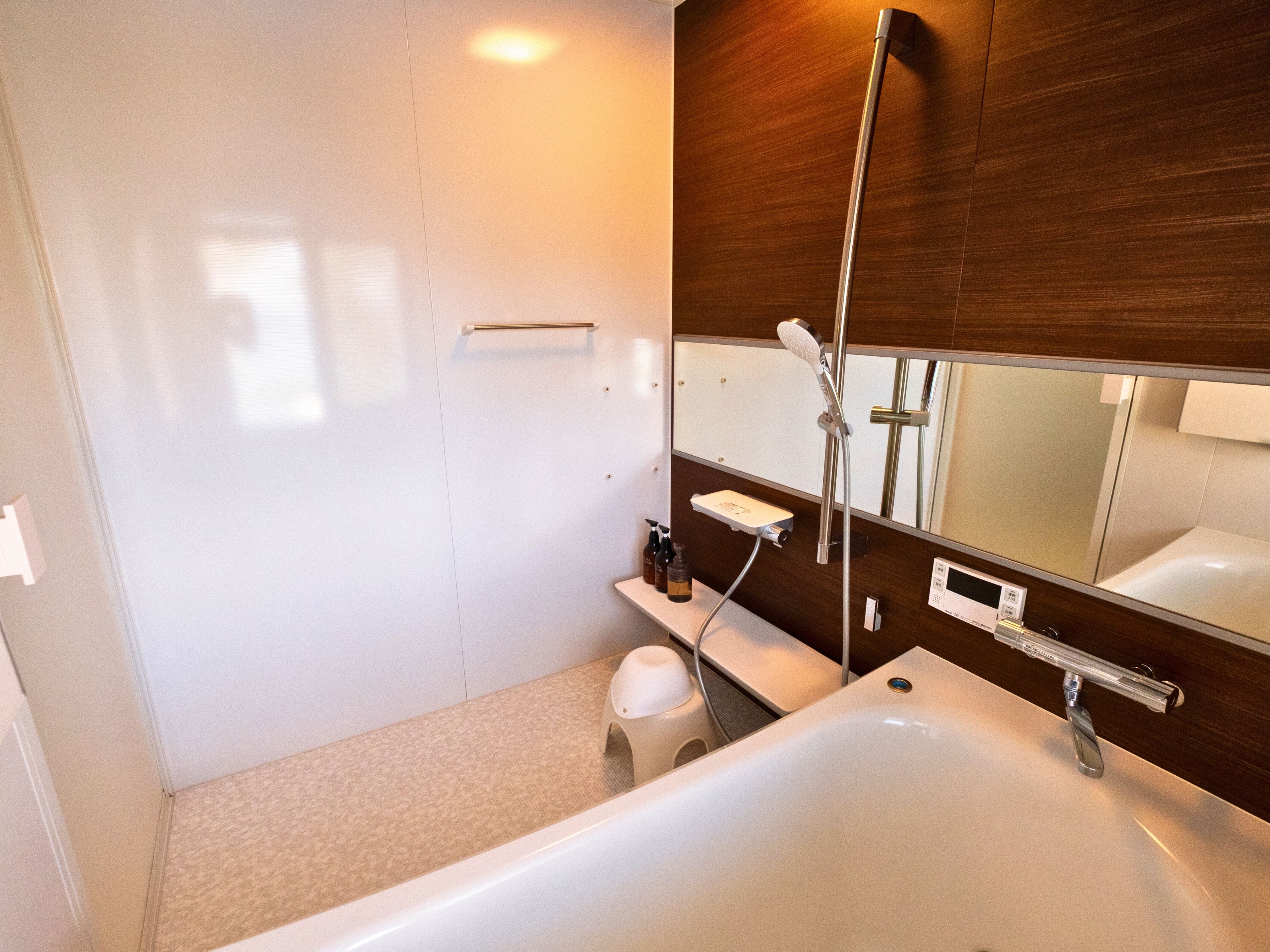 ゆったり浸かれるバスタブ