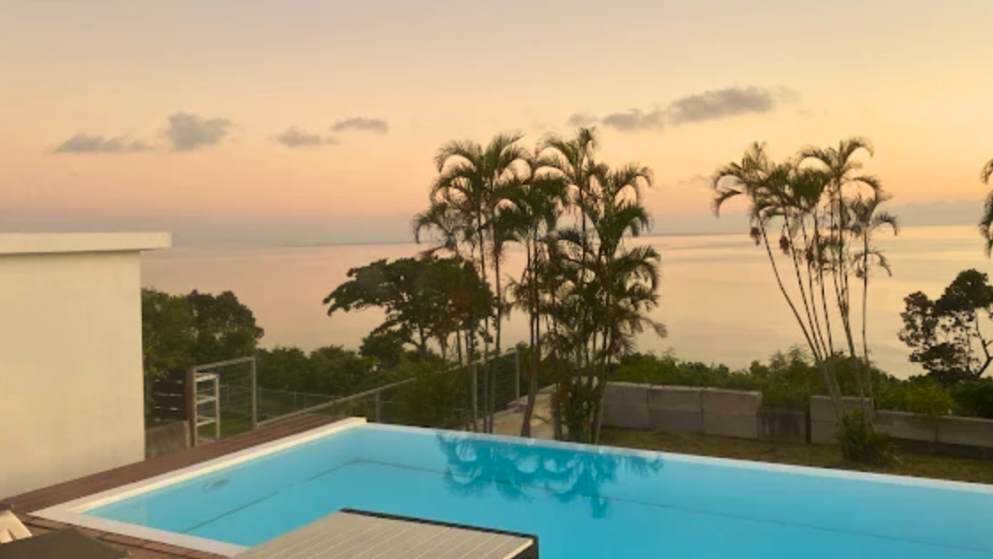 プライベートプール