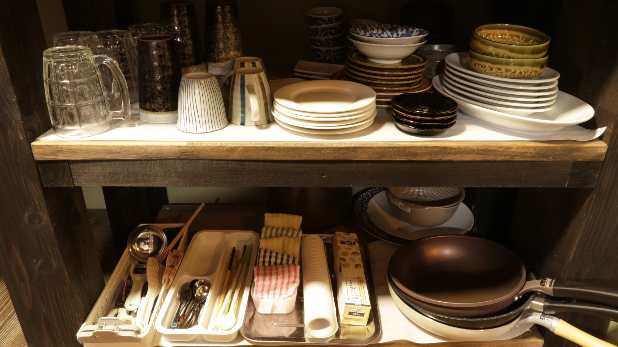 【素泊り】風情のある木造三階建◇気分は物語の主人公♪純和室とキングサイズベッドの贅沢空間☆