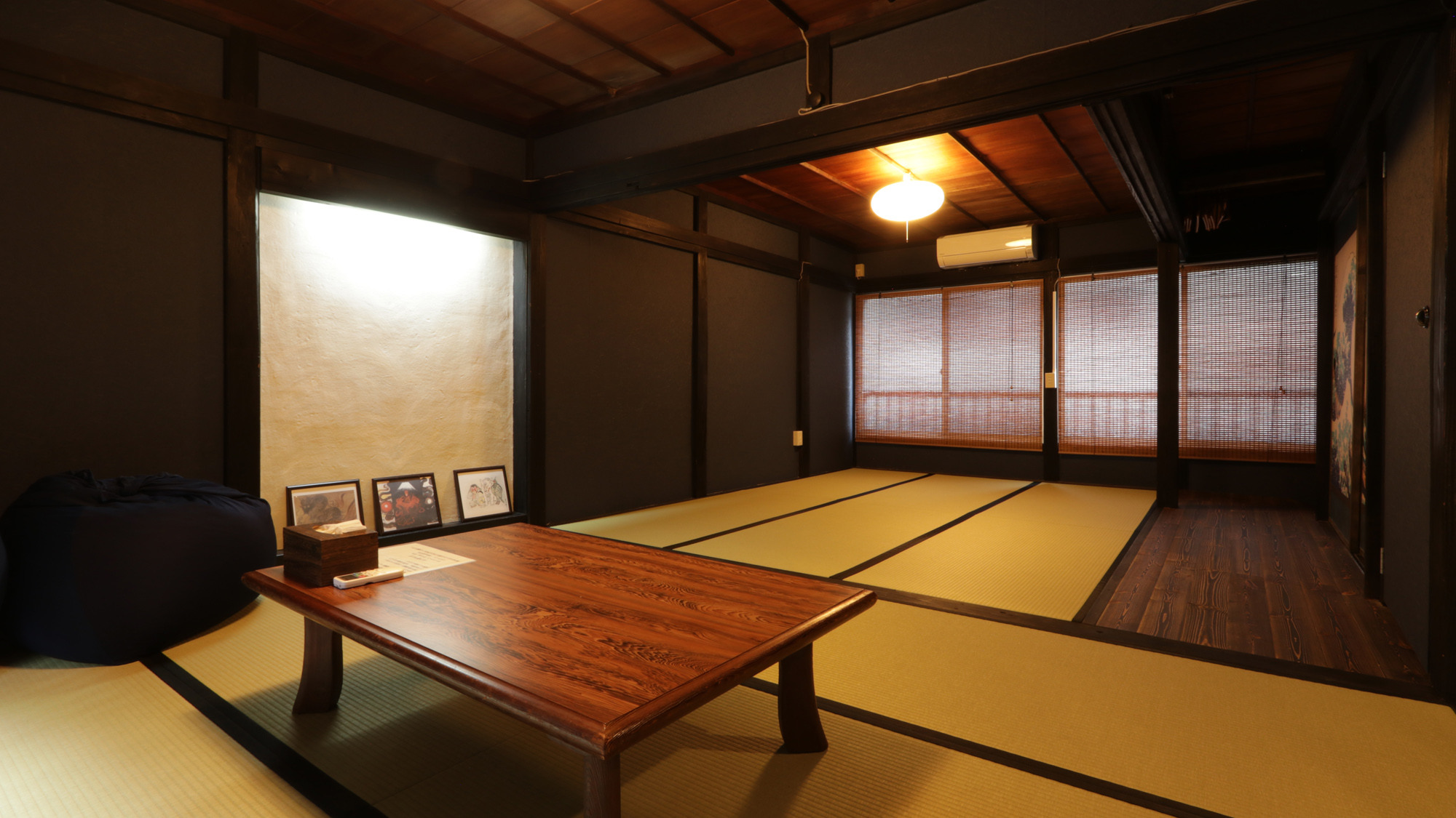 客室_二階は和室スペース。大人数の場合はこちらも寝室としてご利用ください *