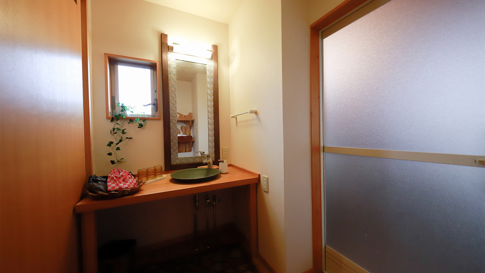 離れ和洋室　専用内風呂