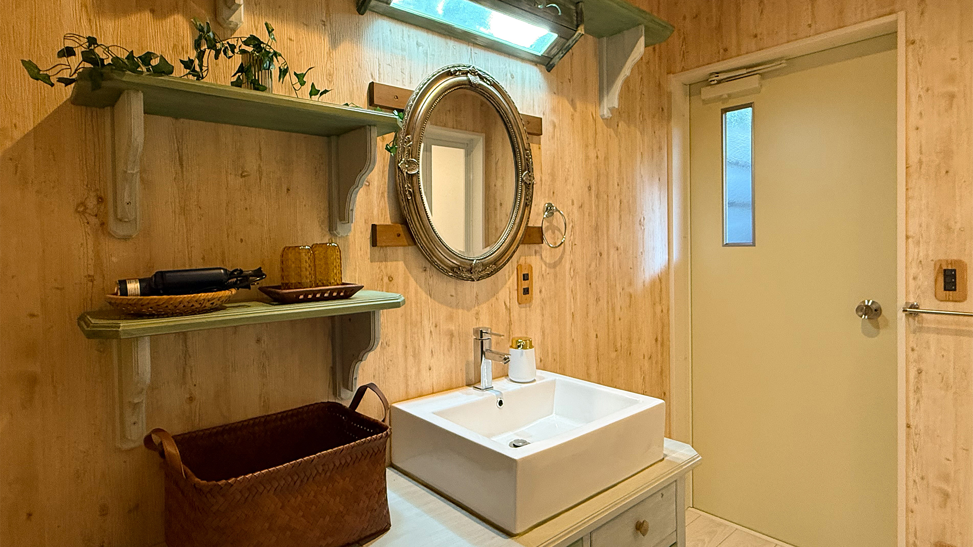 洋室2階建て　洗面所