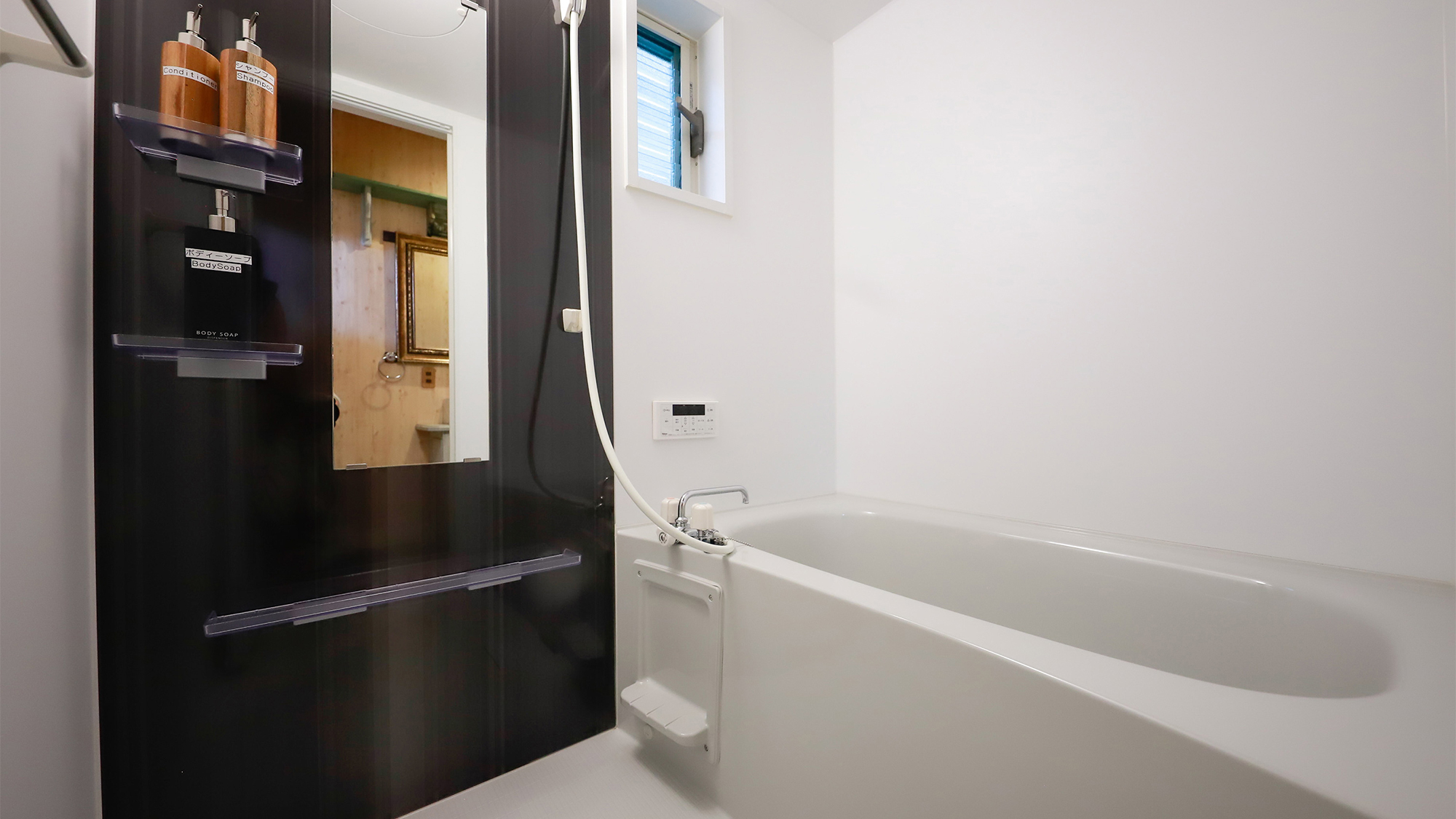 洋室2階建て　シャワールーム