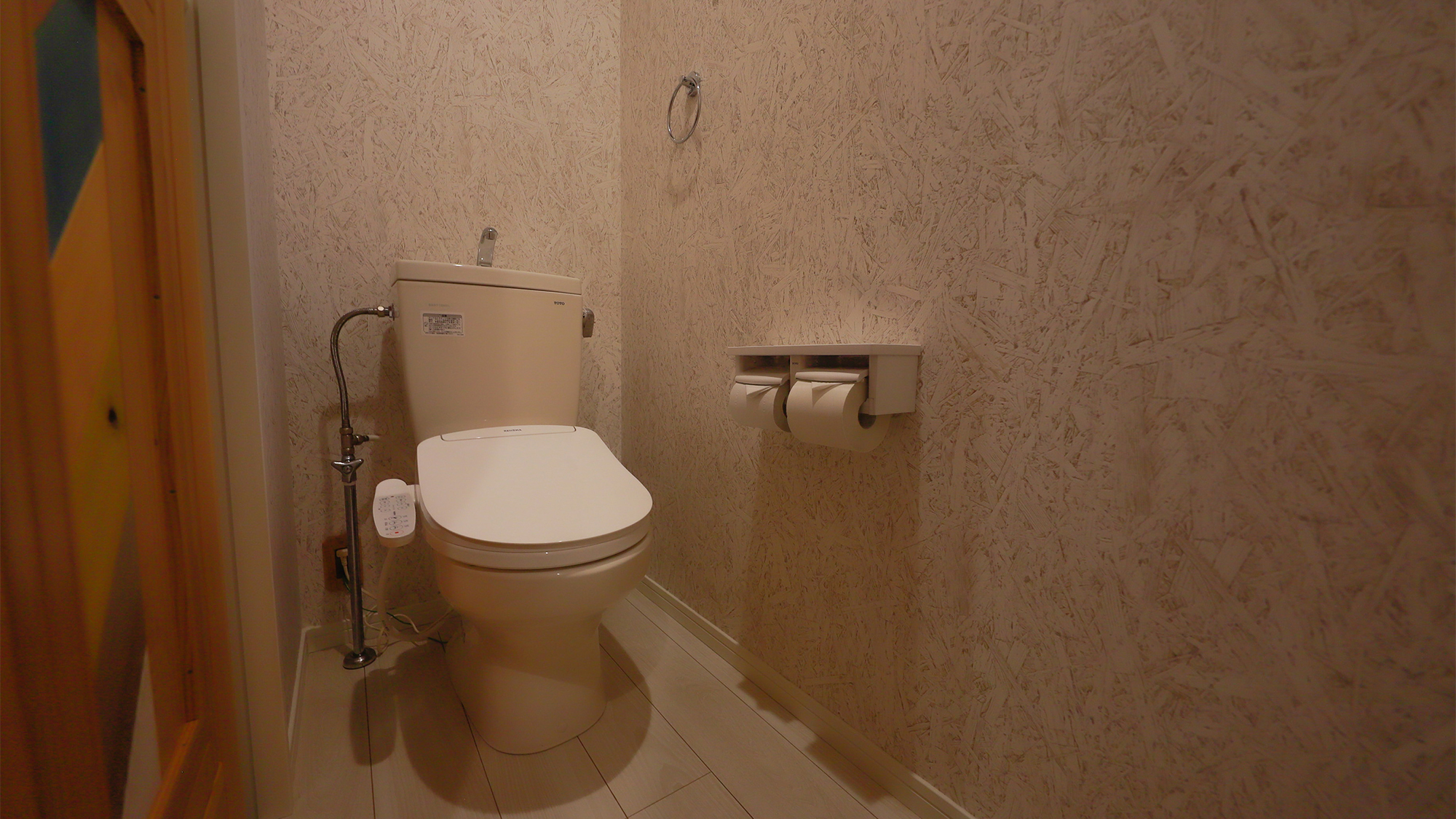 洋室2階建て　トイレ
