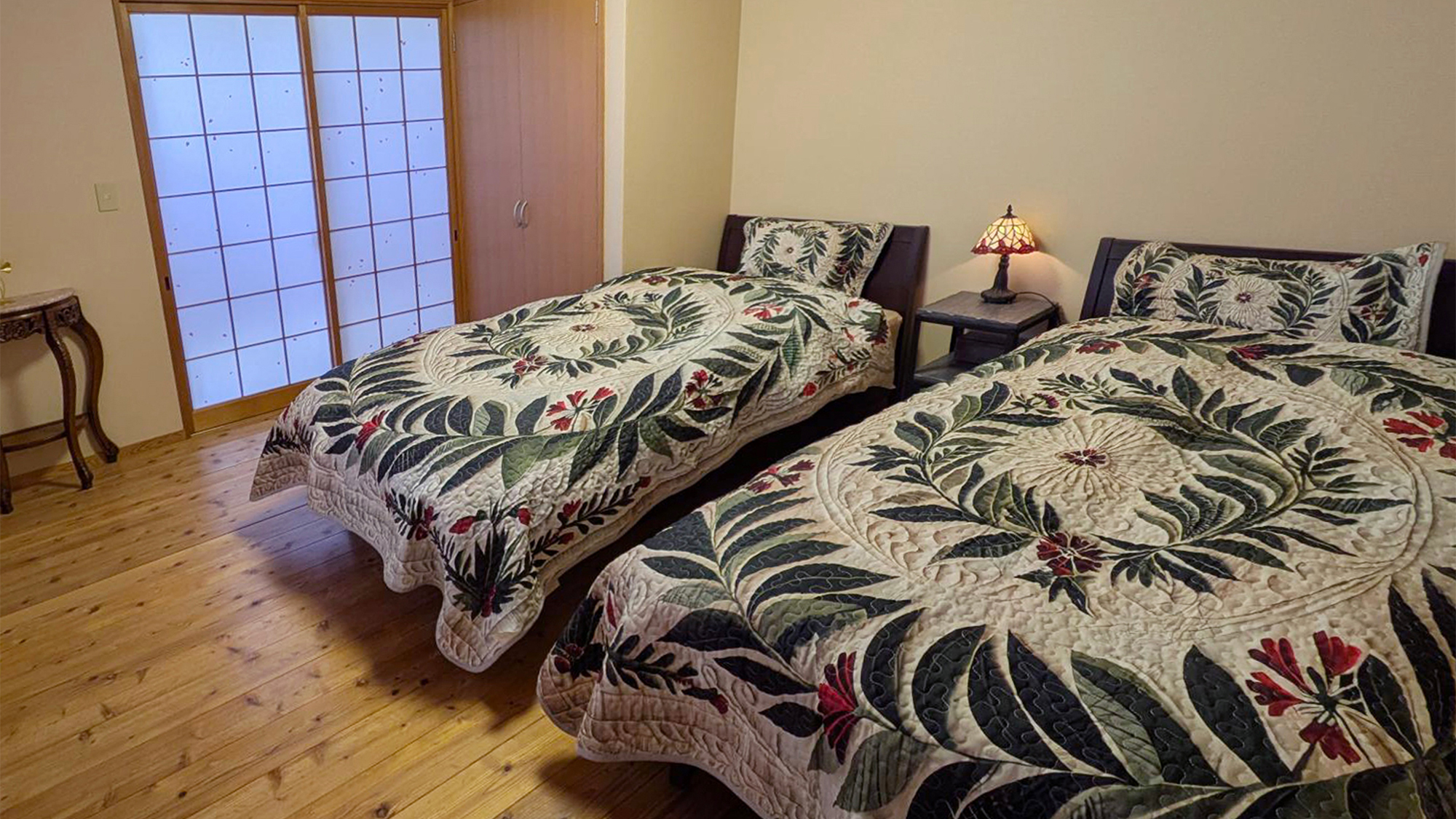 離れ和洋室ツイン　バリアフリー　ベッドルーム