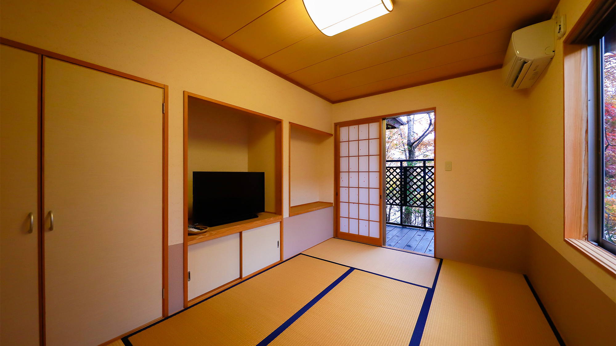 離れ和洋室　和室