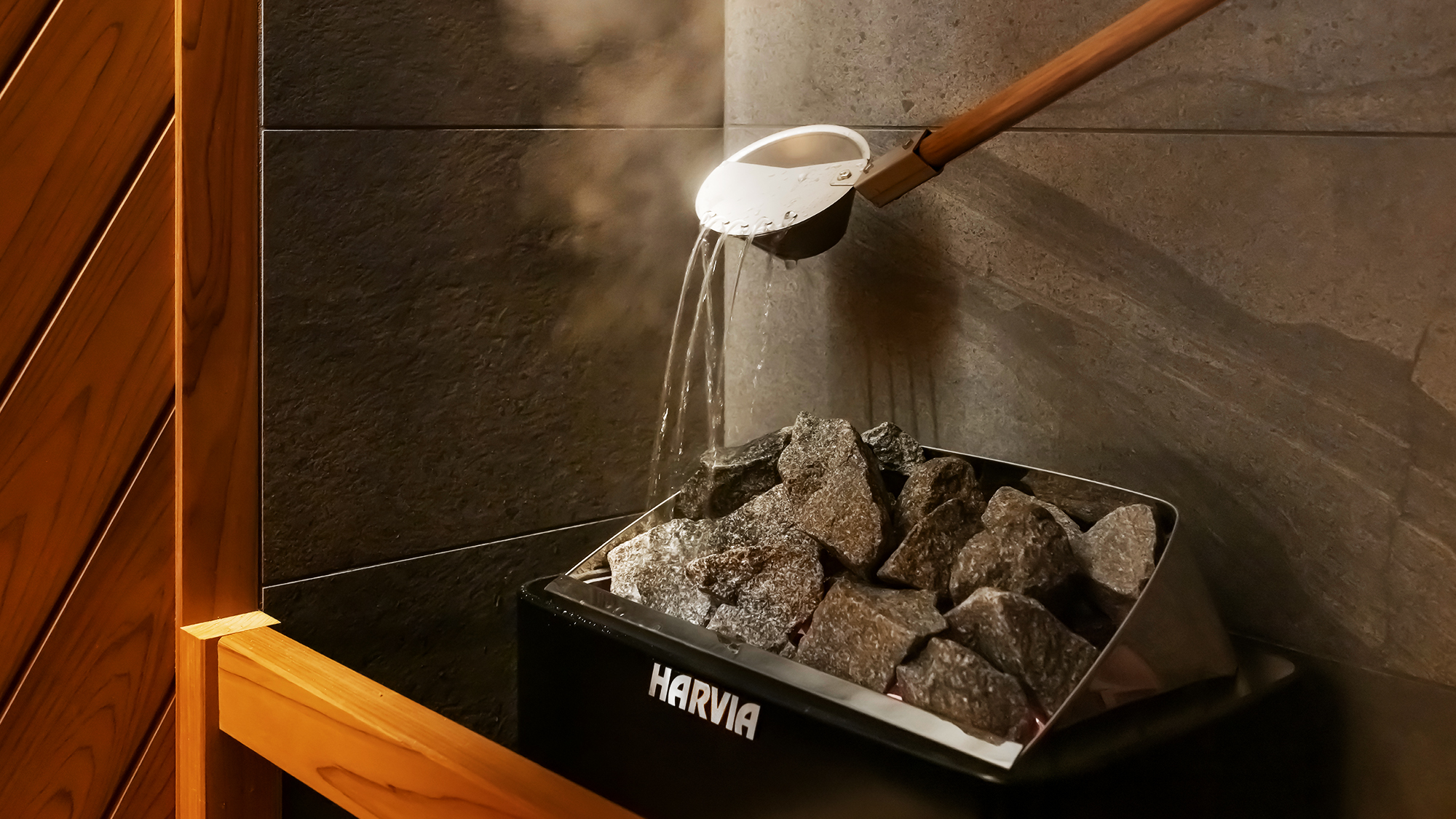 1階　フィンランド式本格サウナ