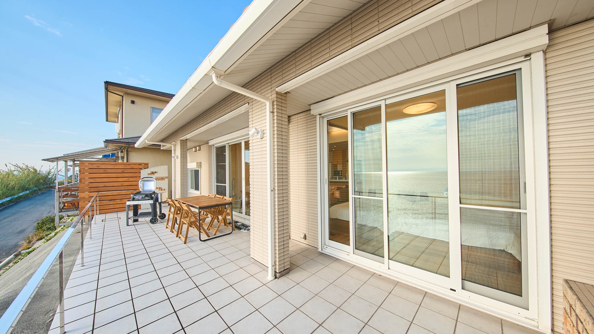 【BBQ可・ビーチ目の前】淡路島の海を一望。家族・友人と過ごす贅沢なひととき（最大6名まで）