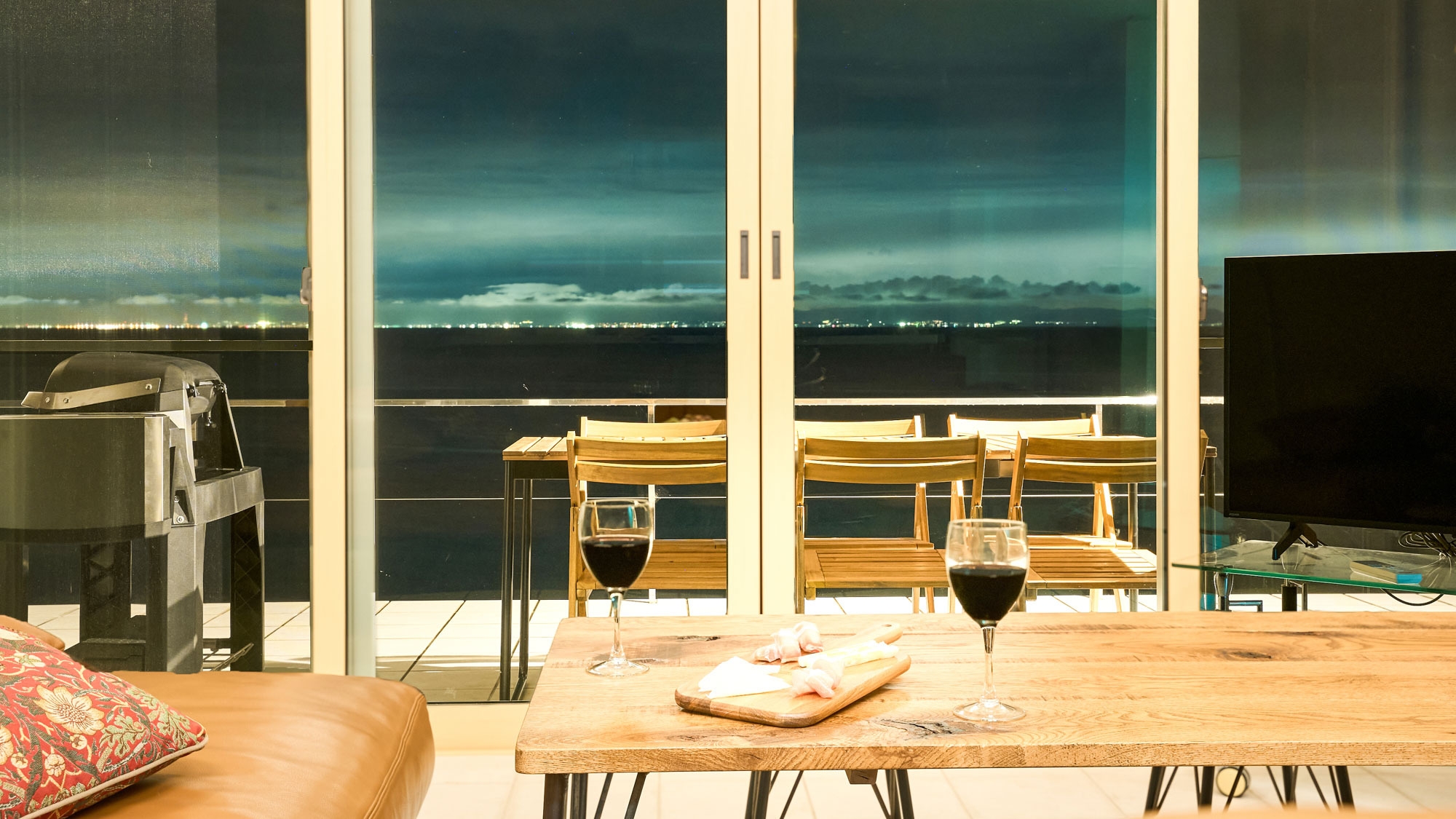 【BBQ可・ビーチ目の前】淡路島の海を一望。家族・友人と過ごす贅沢なひととき（最大6名まで）