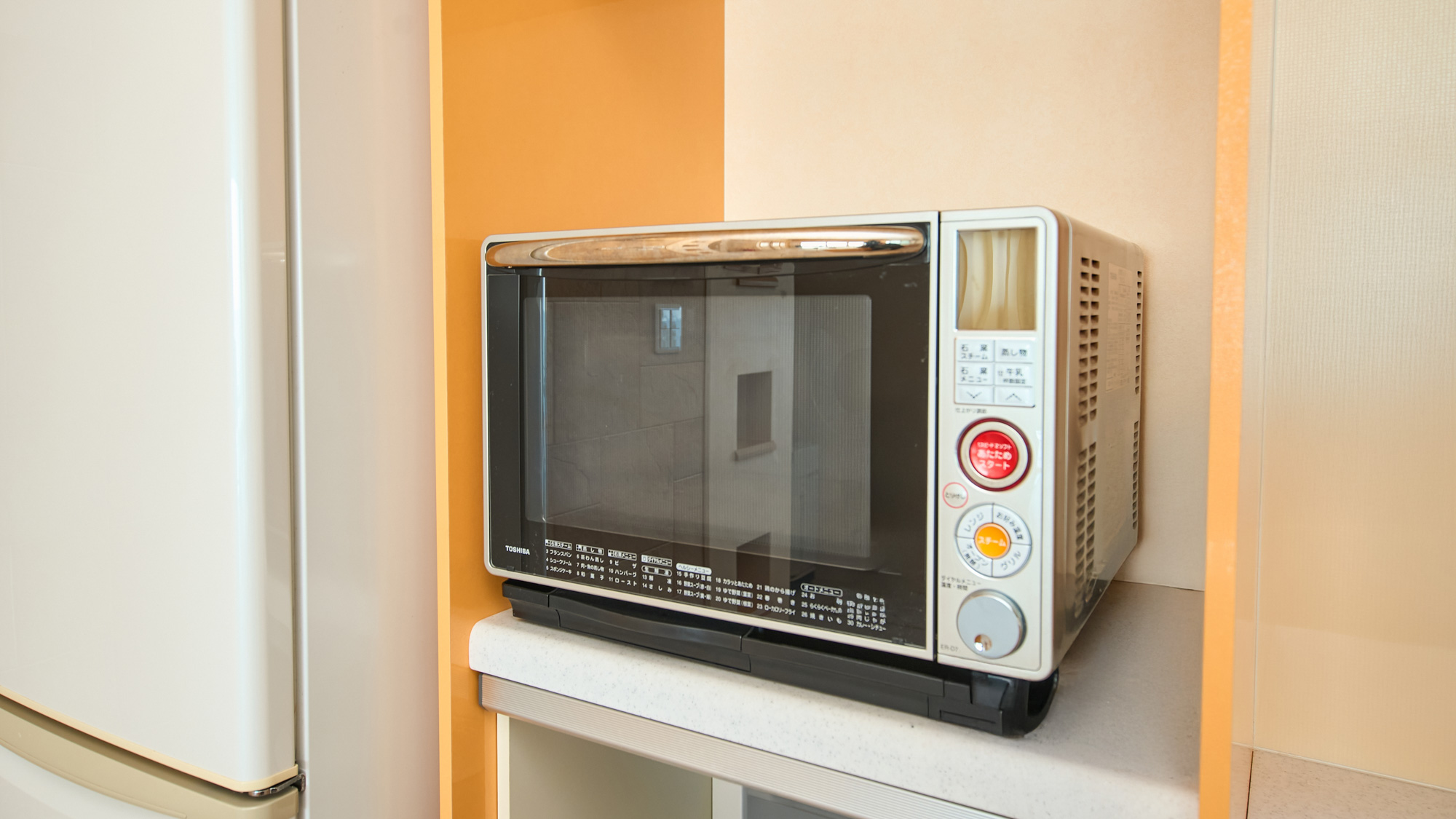 キッチン備品：電子レンジ