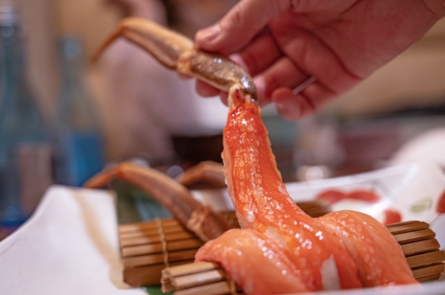 カニごよみ上撰コース【おひとり様につき蟹1.5杯　地魚の舟盛付】