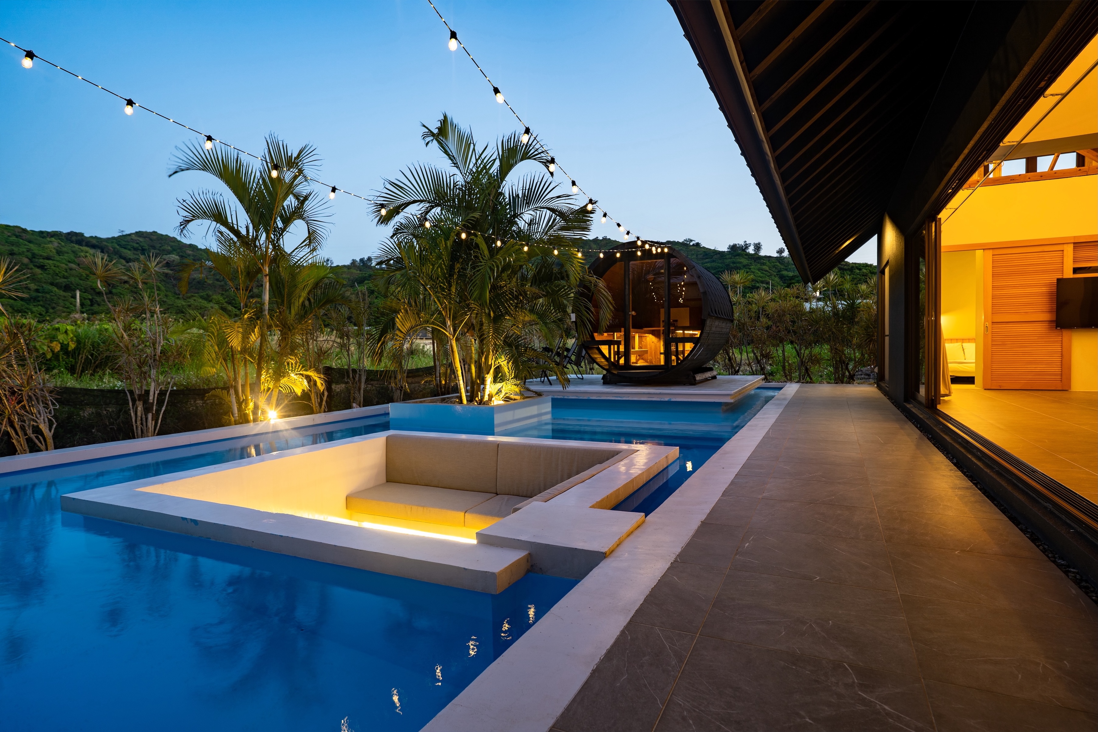 【Premier Suite】Pool Terrace