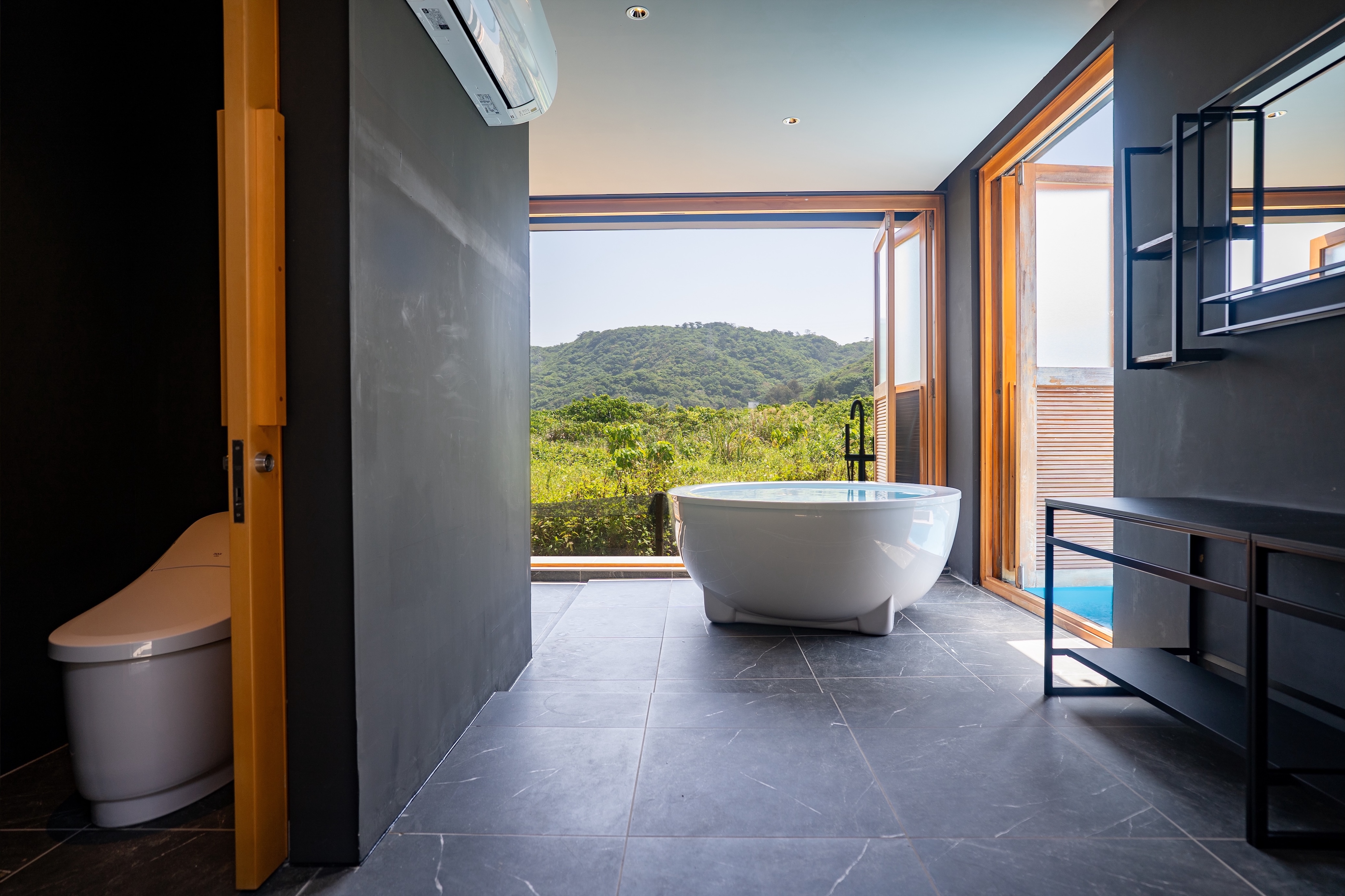 【Premier Suite】Bathroom