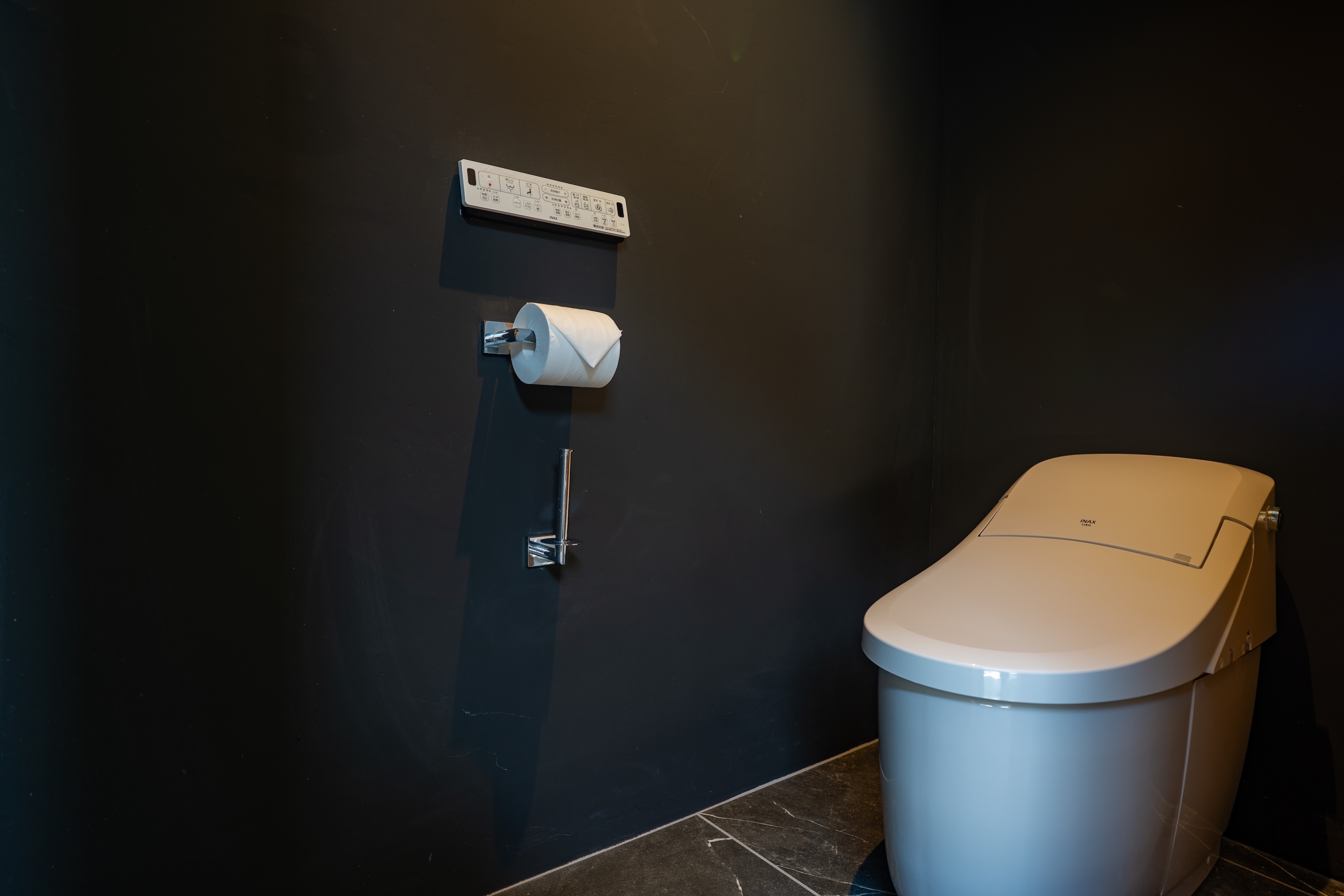 【Premier Suite】Toilet