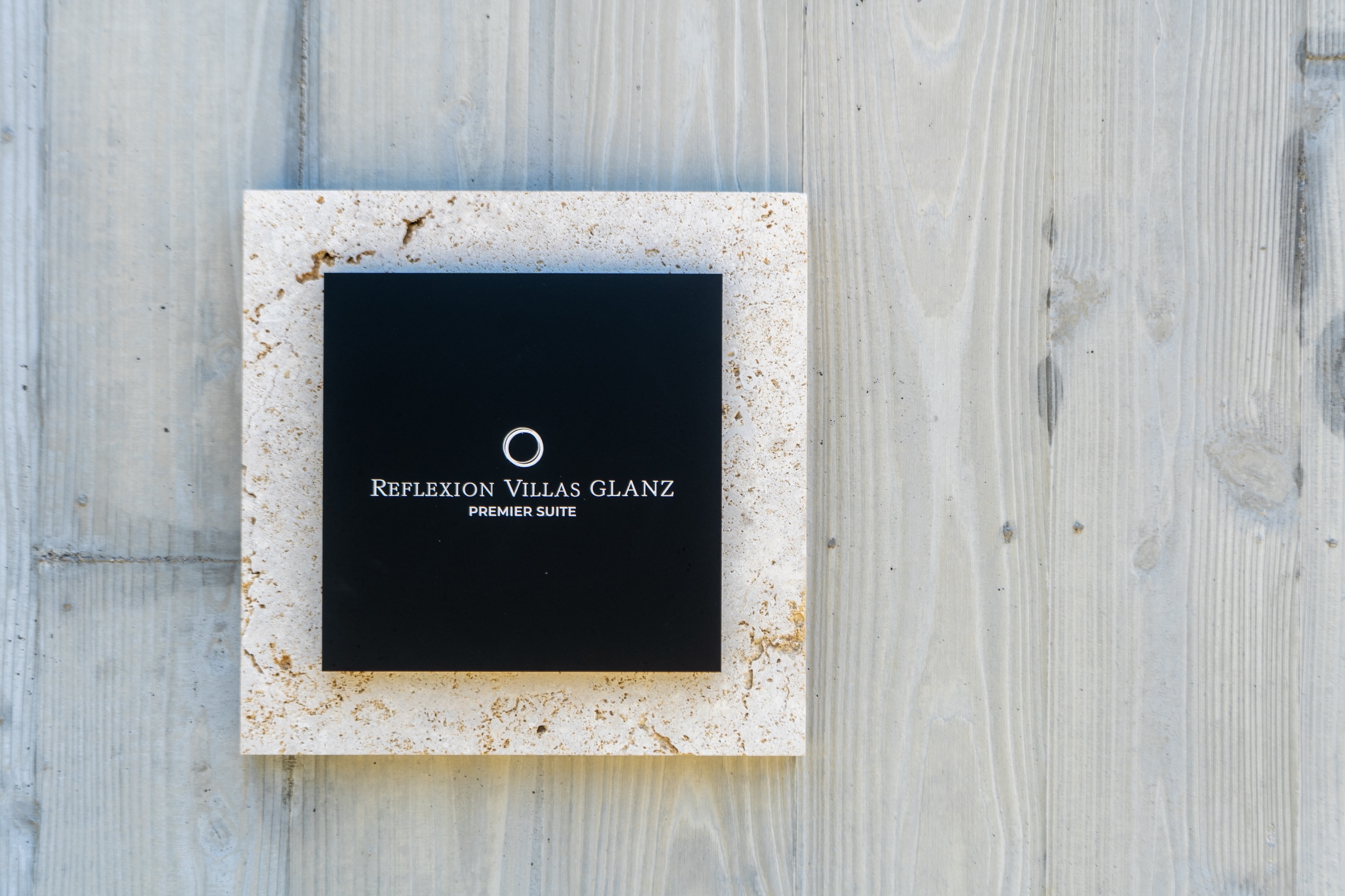 【Premier Suite】Signboard