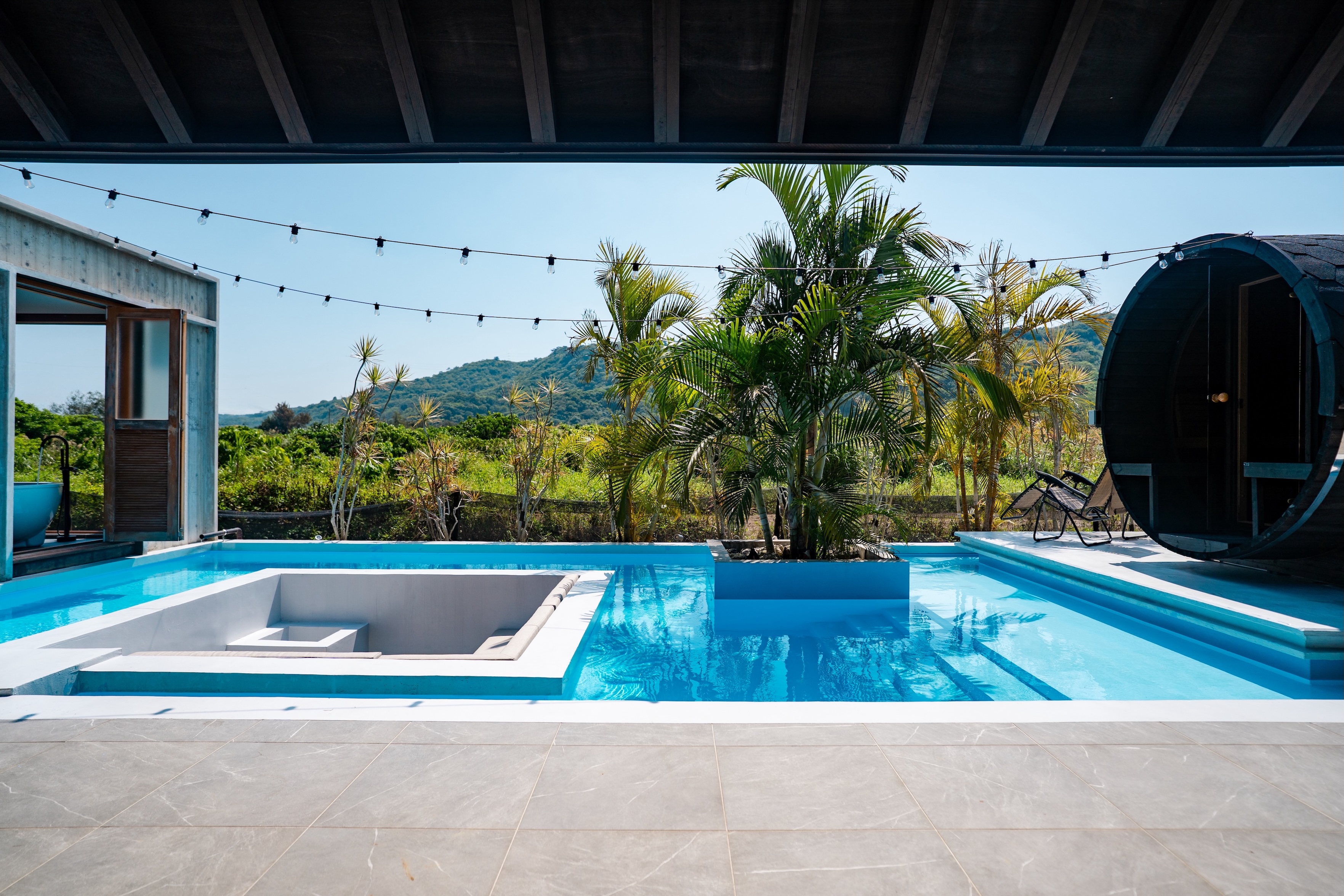 【Premier Suite】Pool Terrace