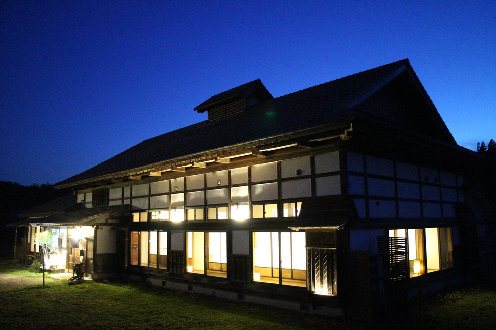 26夏「粋 -iki-」プレミアム・・福島牛や馬刺し食べ比べ　夕食アップグレードプラン　2食付