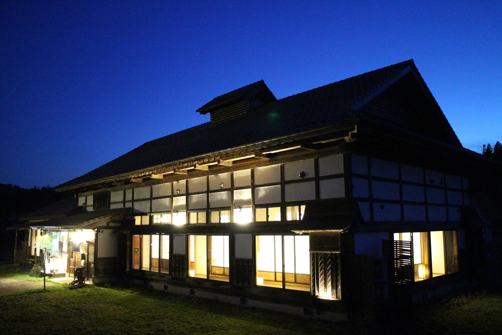 26夏「粋 -iki-」プレミアム・・福島牛や馬刺し食べ比べ　夕食アップグレードプラン　2食付