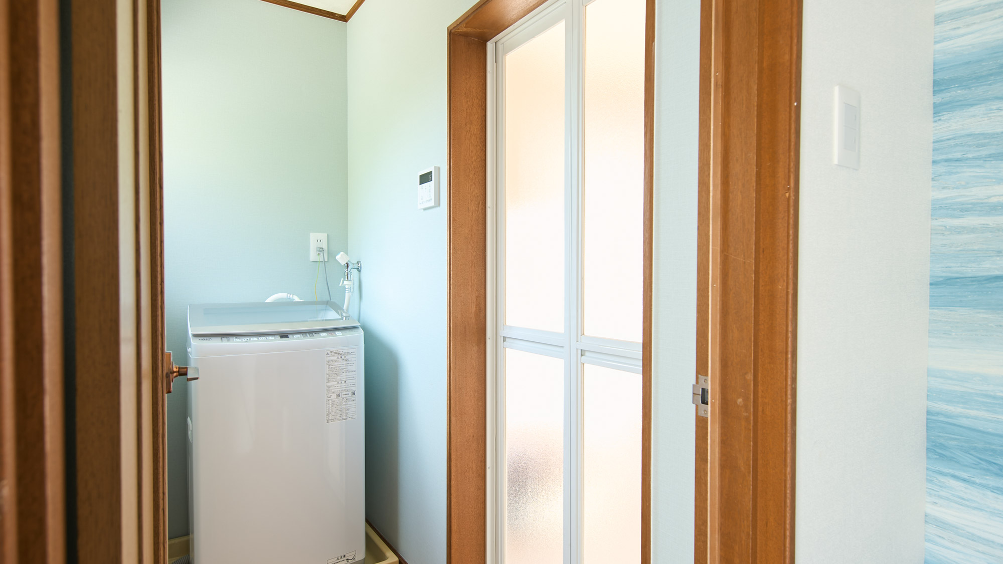 脱衣所：洗濯機