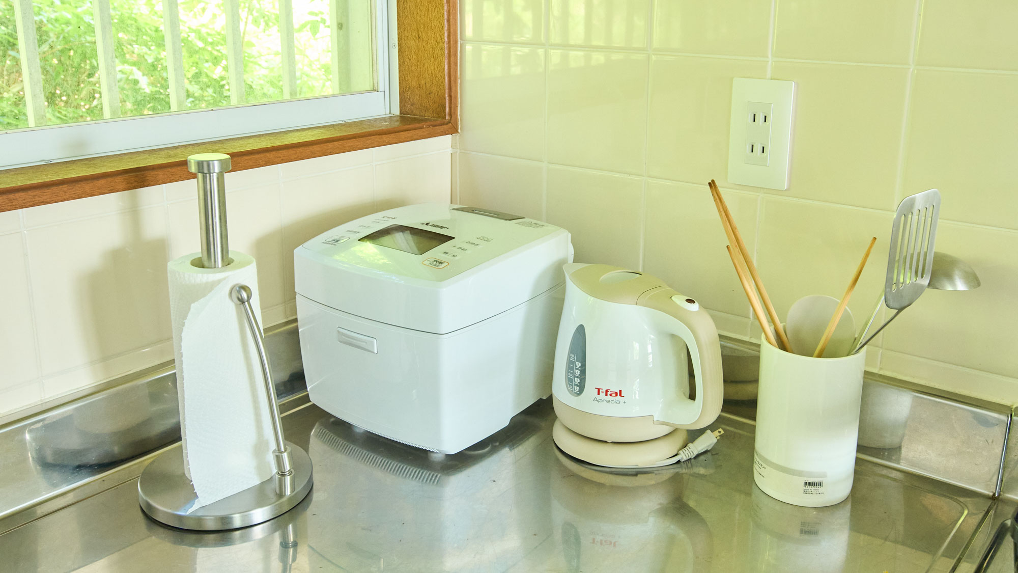 キッチン備品：炊飯器・電気ケトル